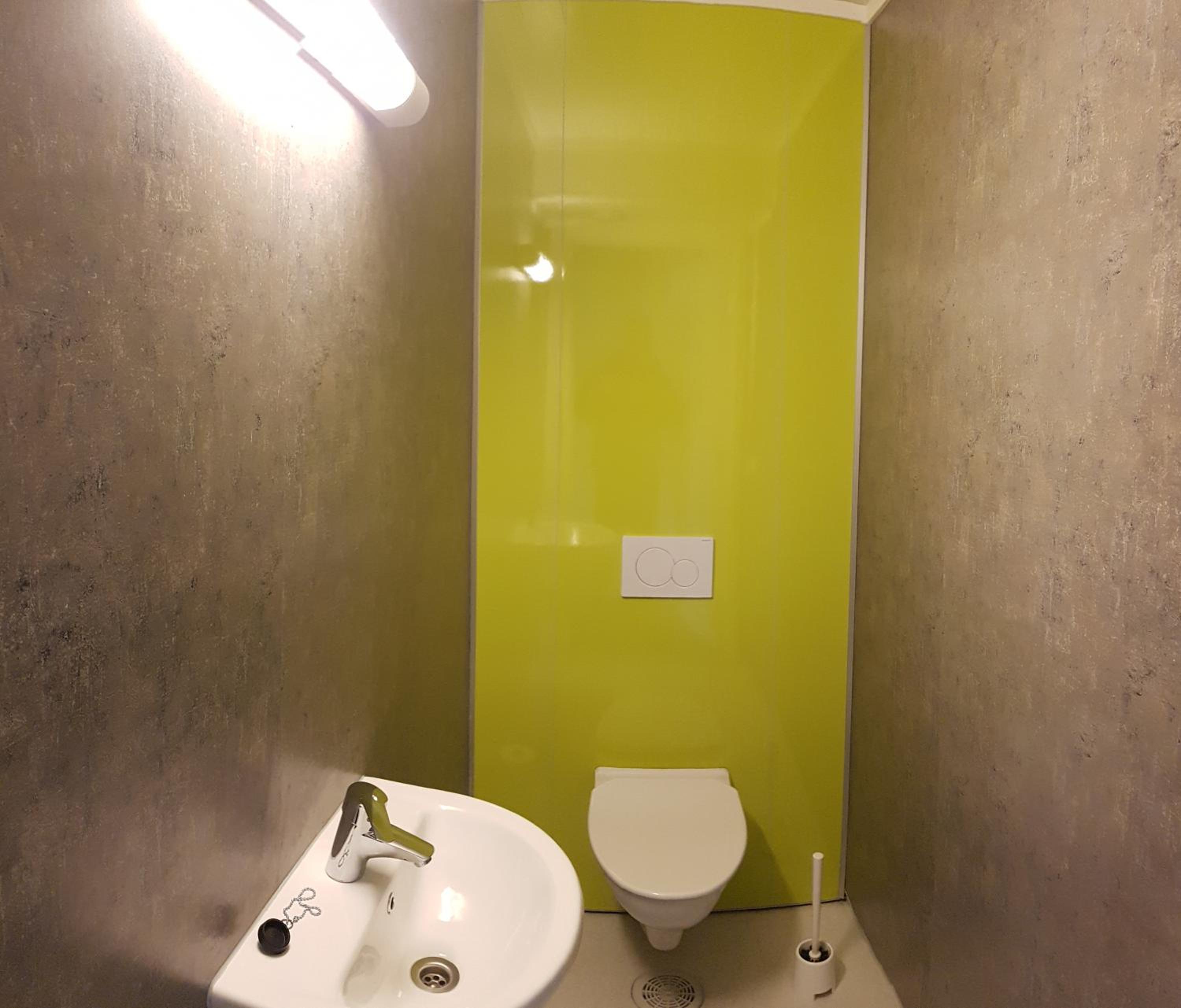 Four-Bedroom Apartment - Split Level - Photo 7