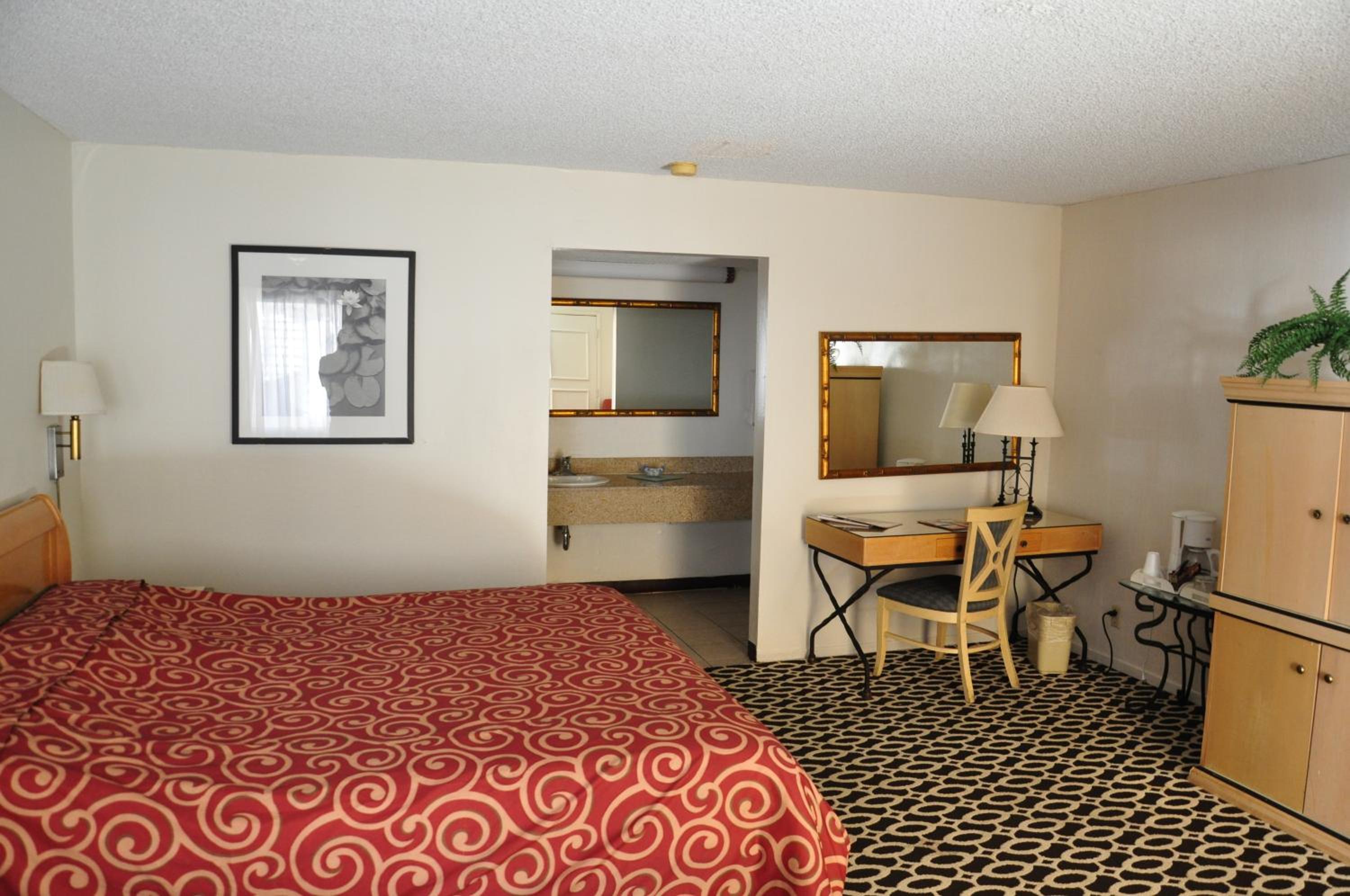 Deluxe Junior Suite photo 1