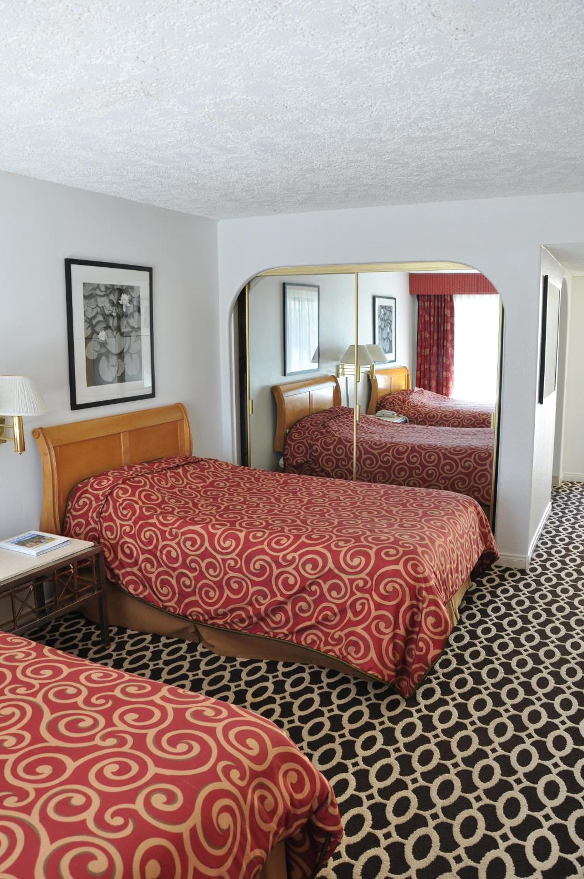 Room With Double Bed And Balcony photo 1