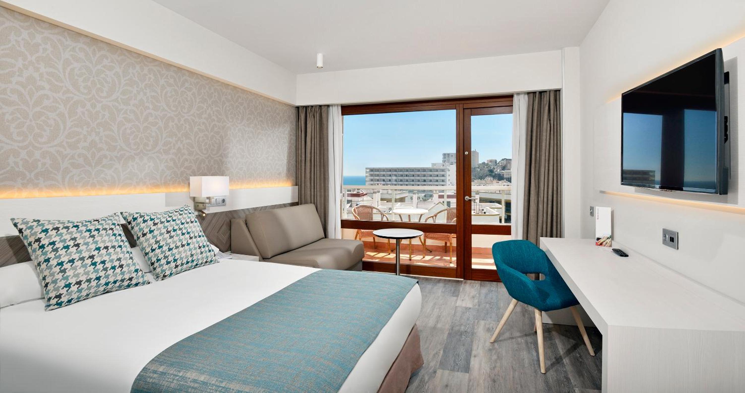 Superior Room Lateral Sea View - Photo 1