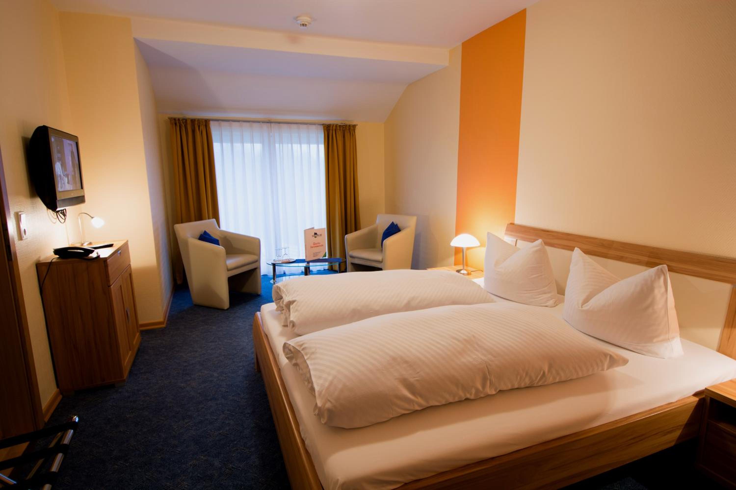 Double Room with Garden View photo 2