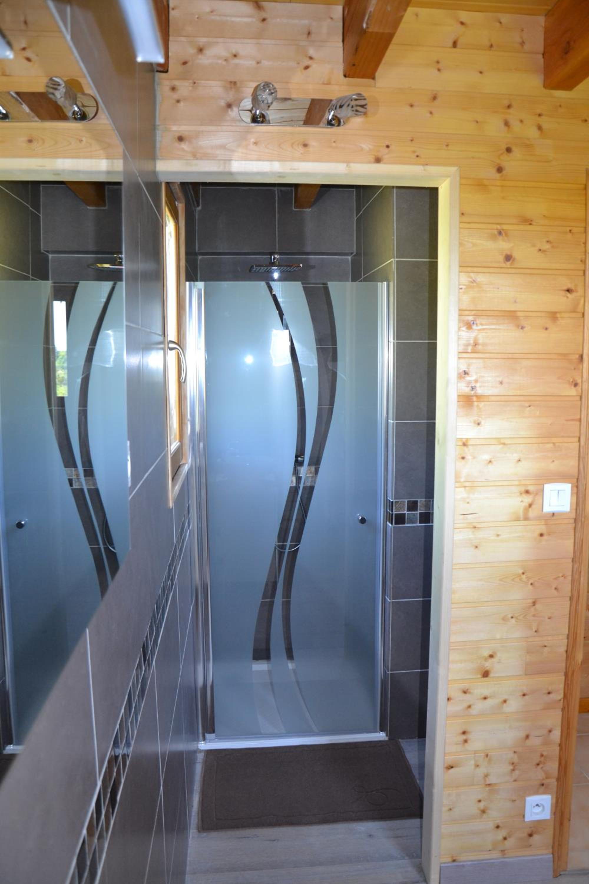 Three-Bedroom Chalet photo 1