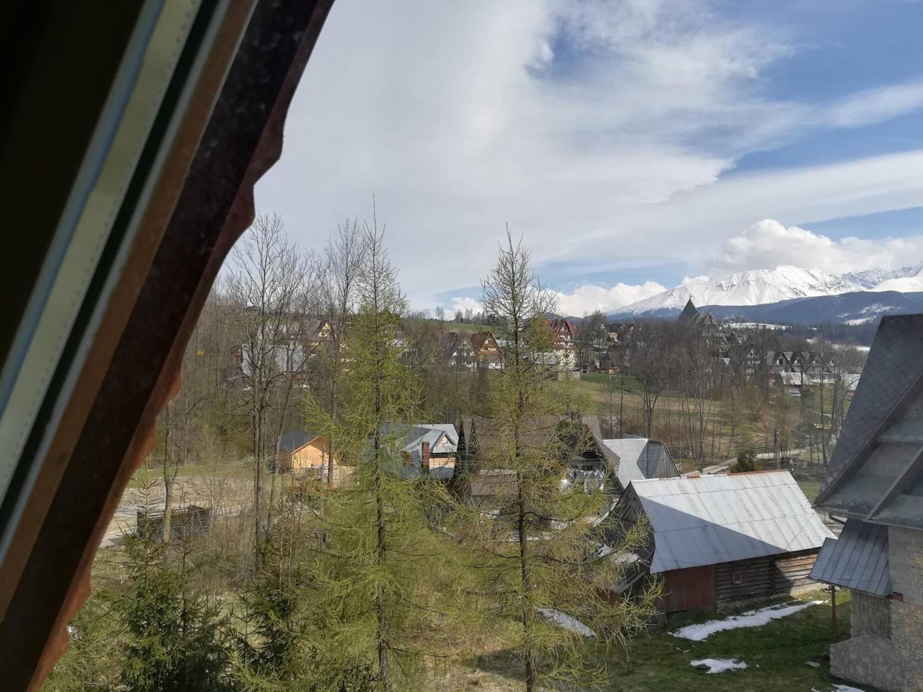 Apartment with Mountain View - Photo 10