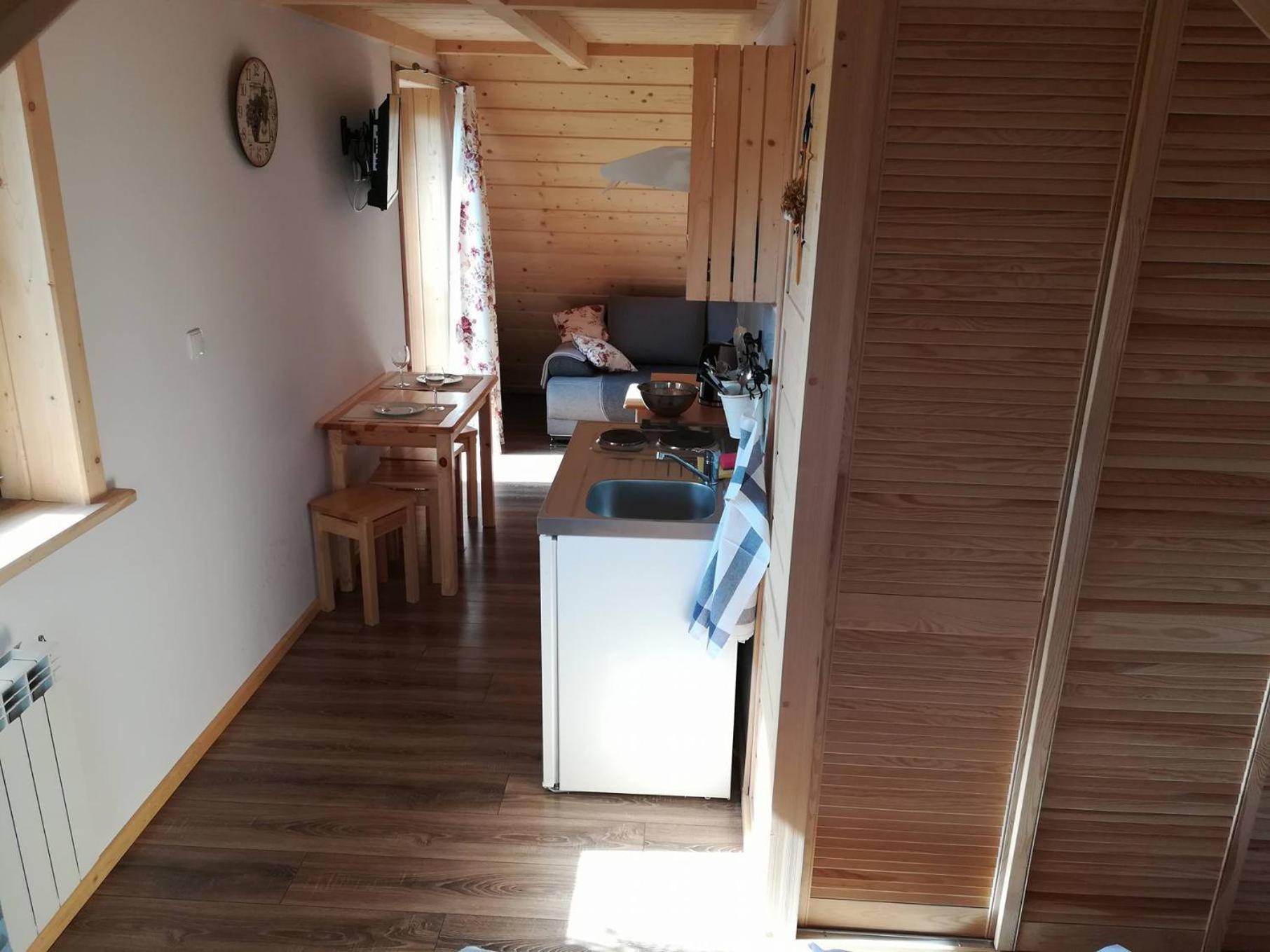 Apartment with Mountain View - Photo 7