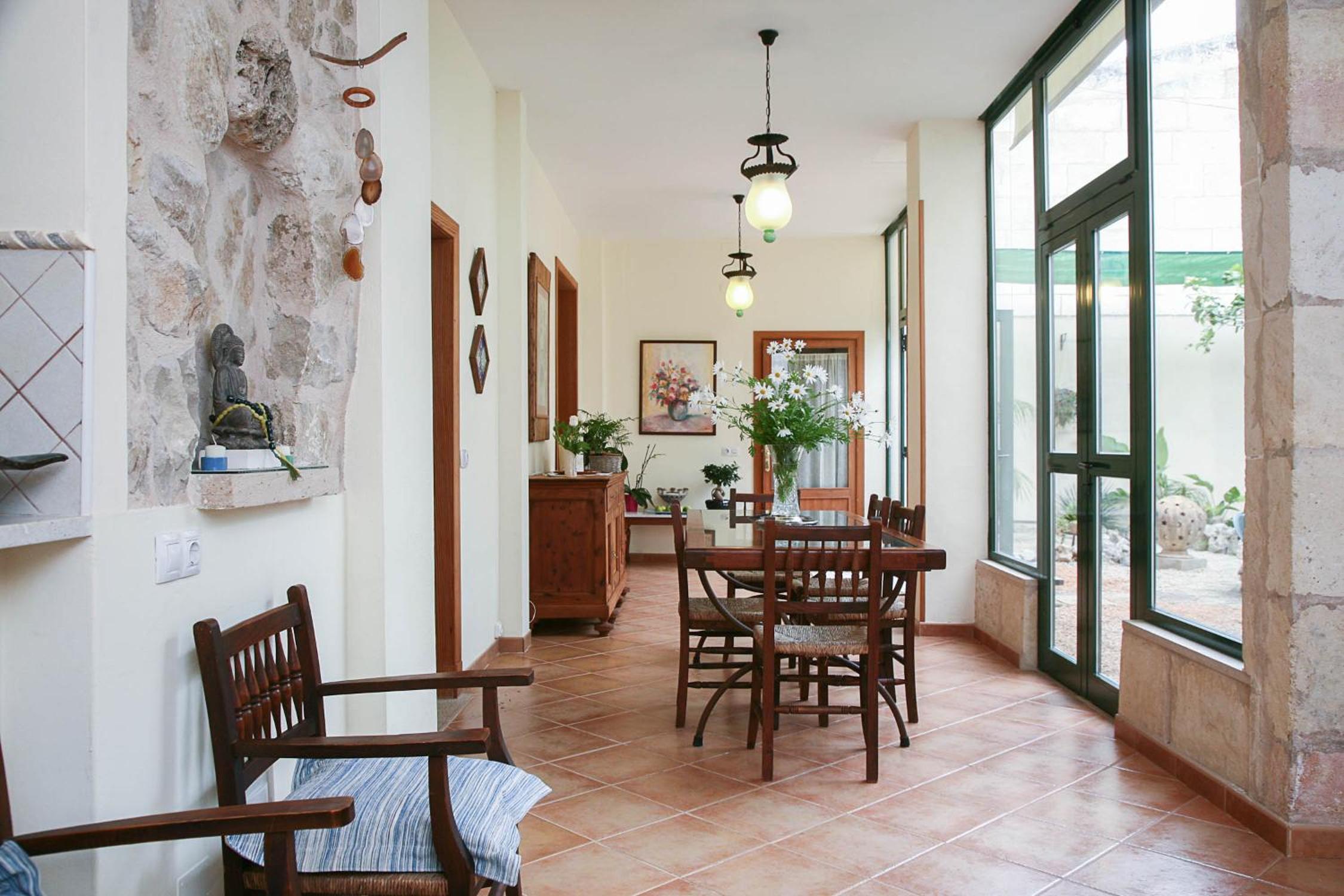 Three-Bedroom House photo 3