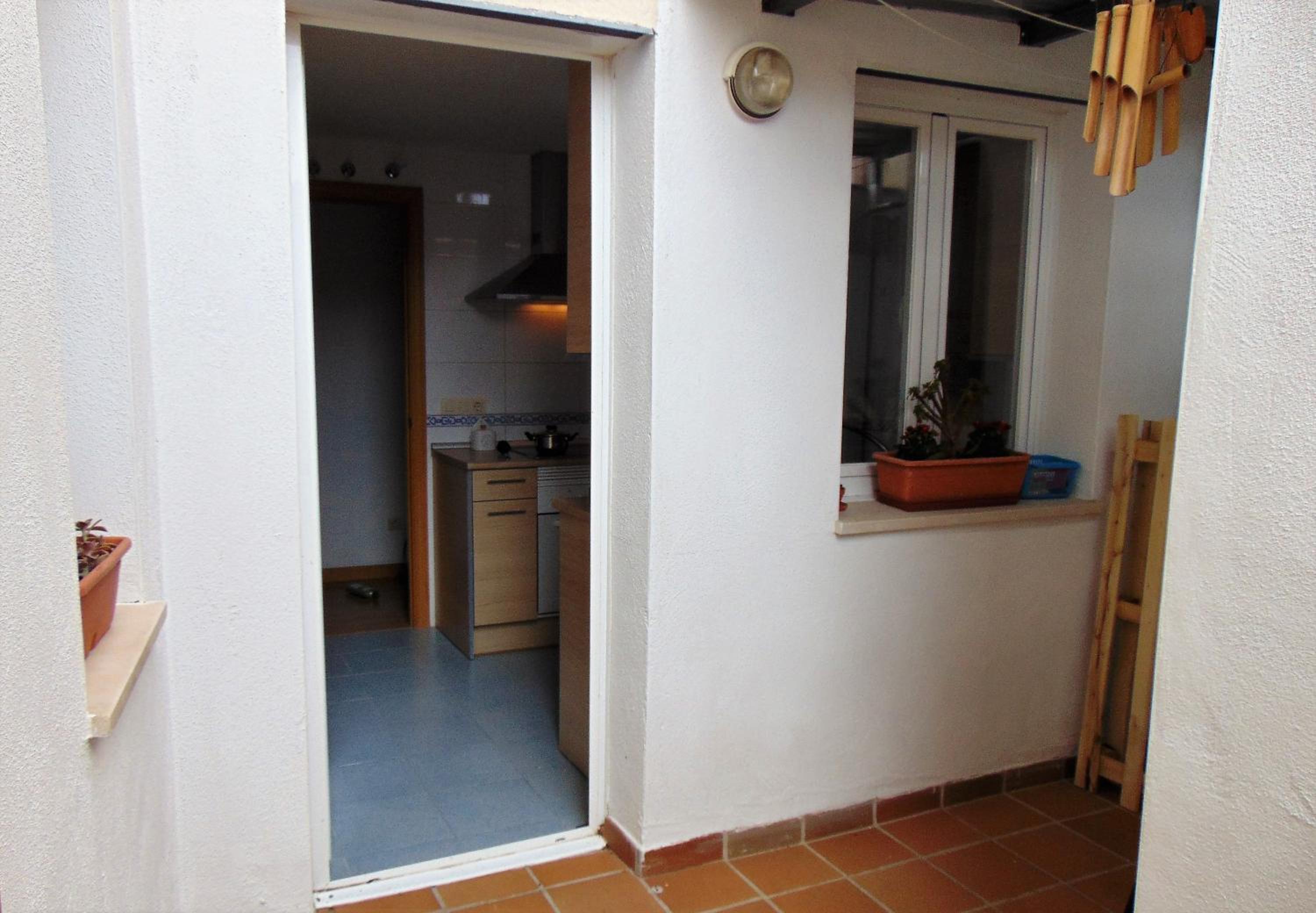 Apartment - Ground Floor photo 2