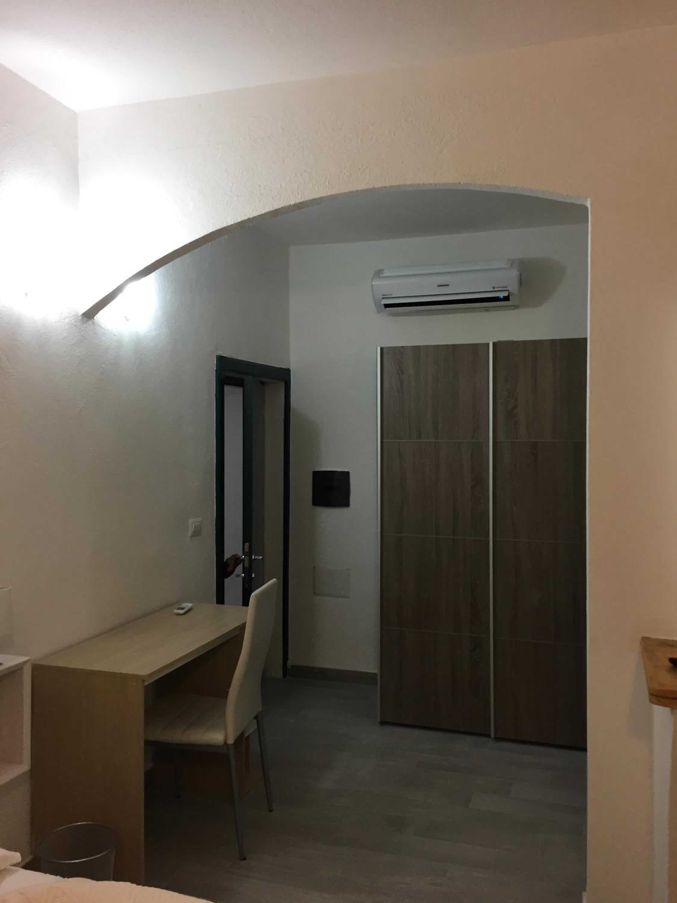 Comfort Triple Room with Shower