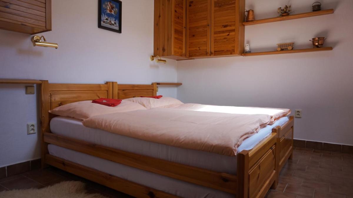 One-Bedroom Suite photo 3