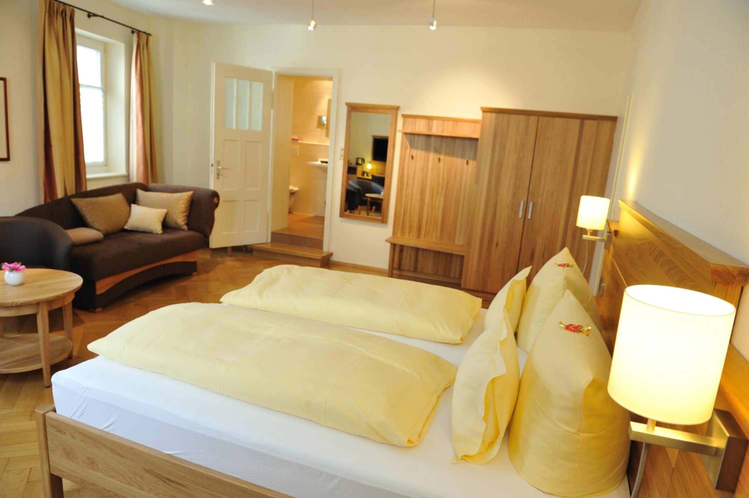 Deluxe Double Room photo 2