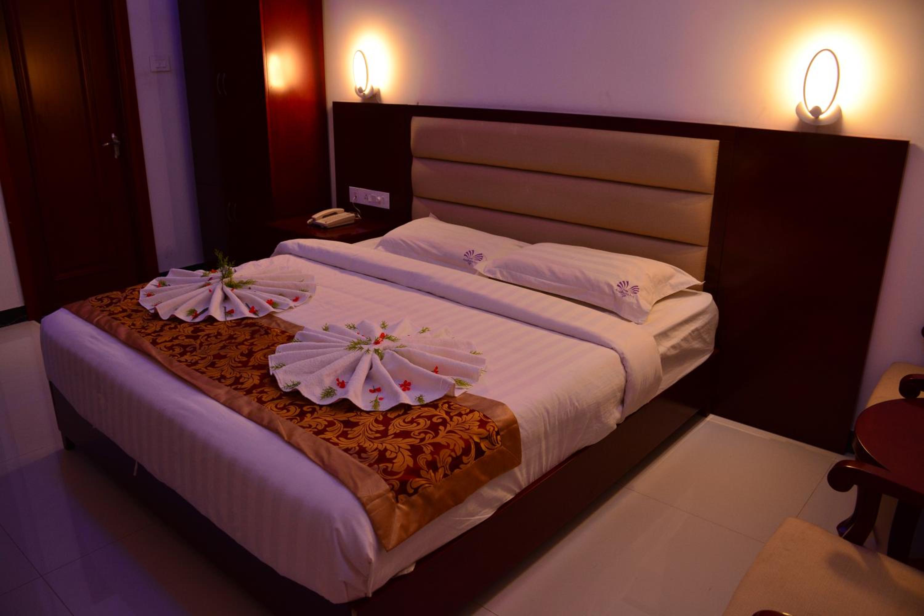 Deluxe Room - Photo 4