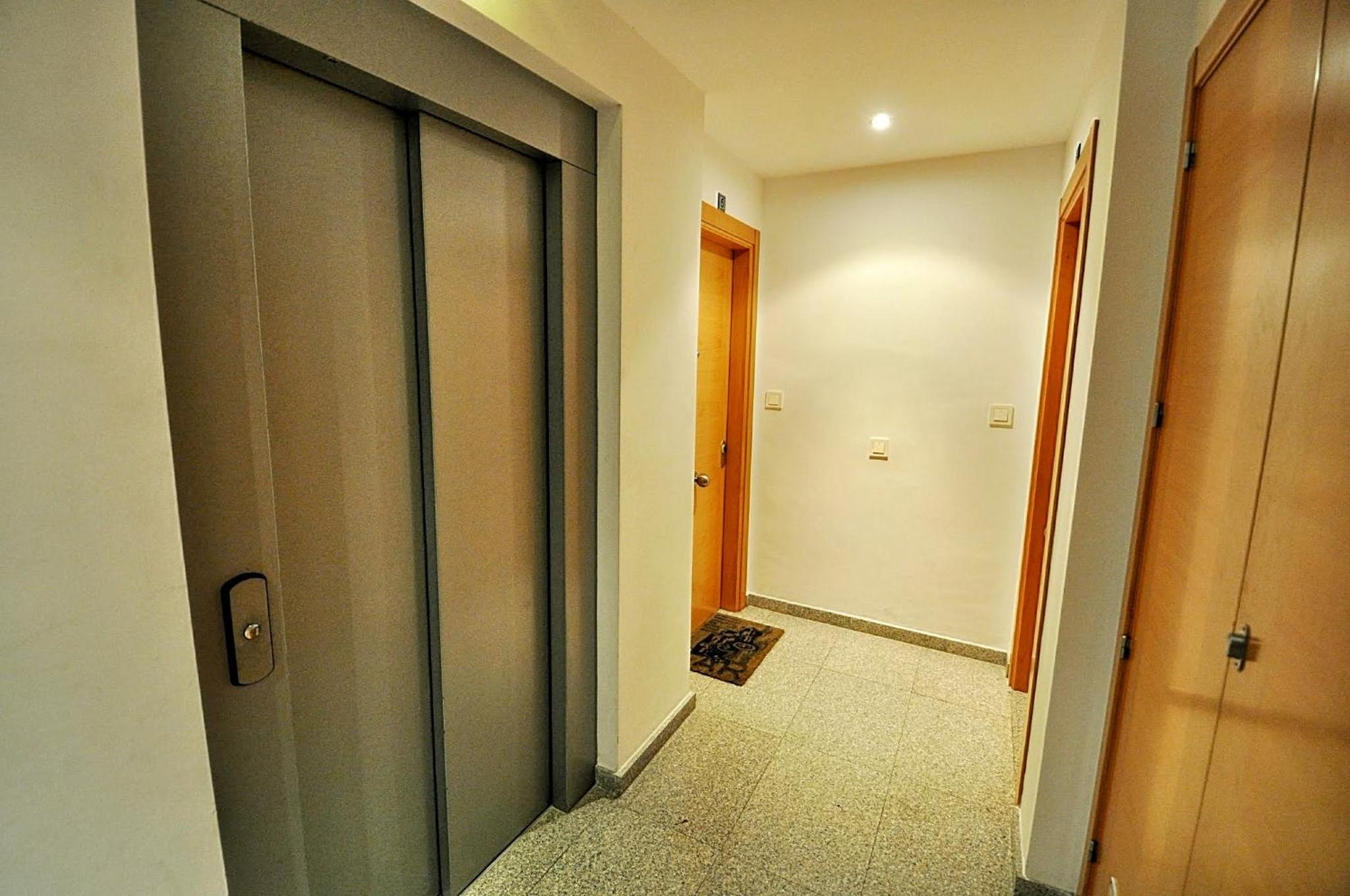 Apartamento con Balcón