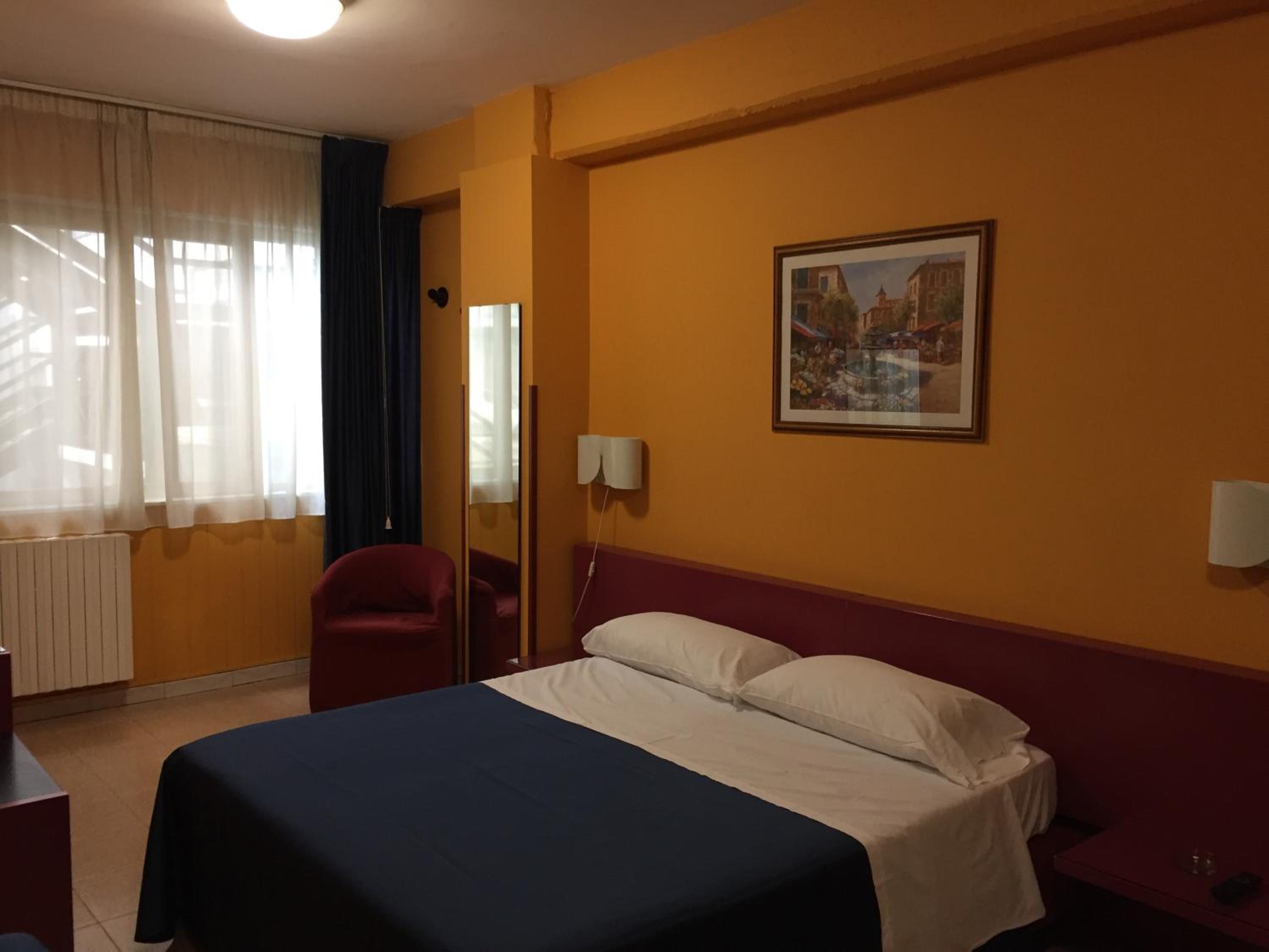 Triple Room photo 2