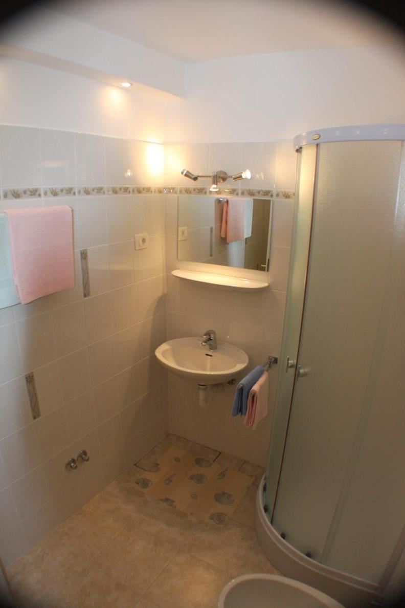 Studio Apartment photo 3