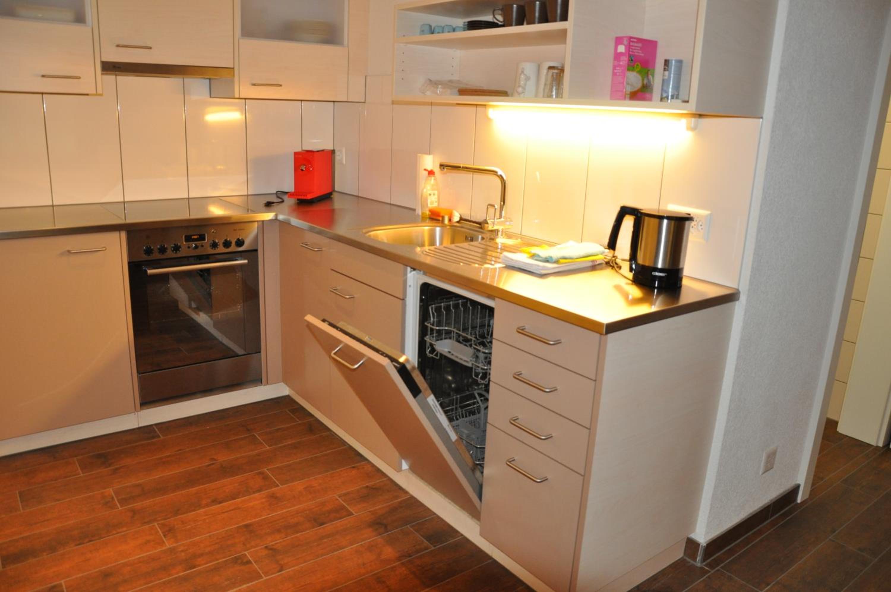 Apartment - Ground Floor photo 2