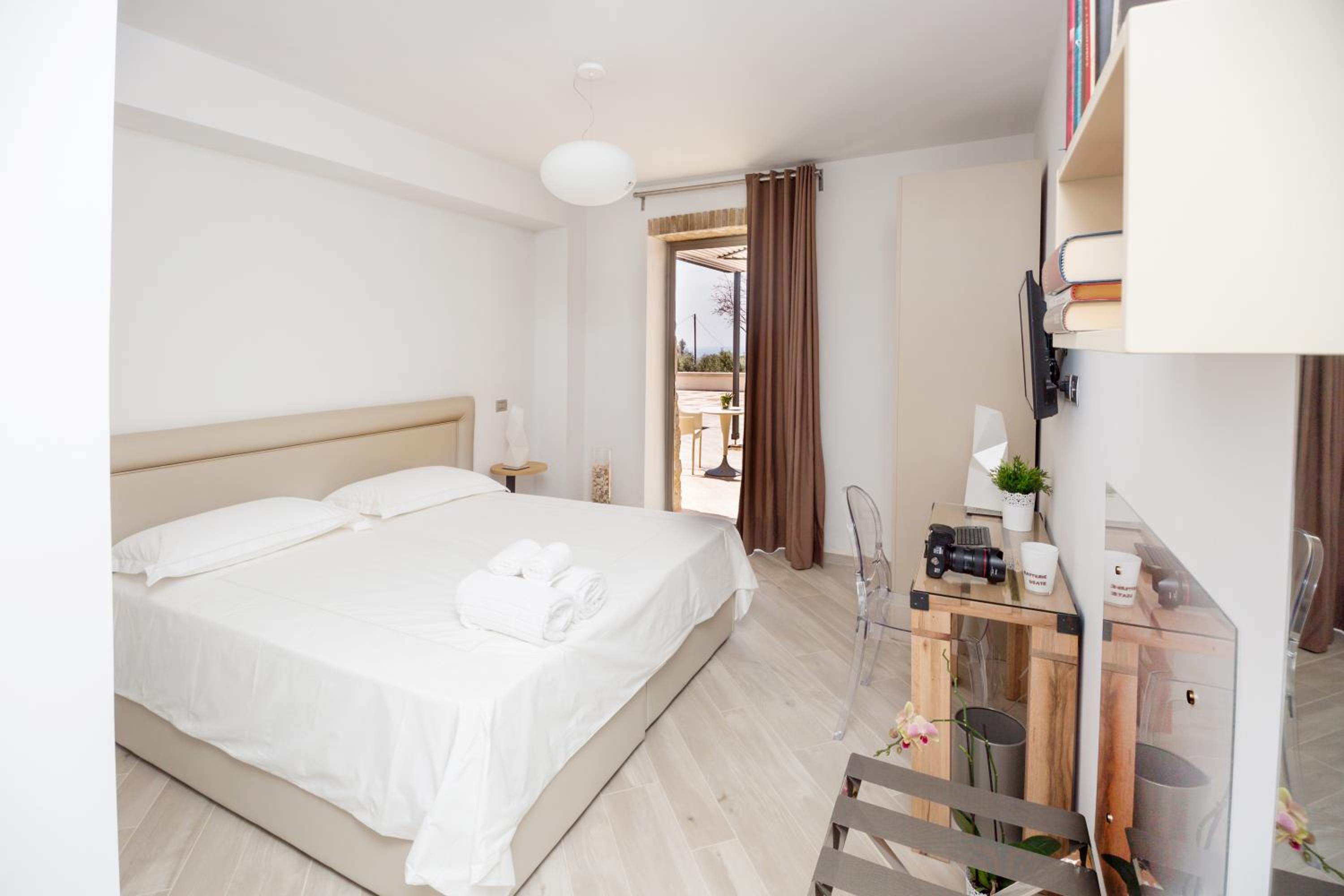 Deluxe Double Room with Sea View