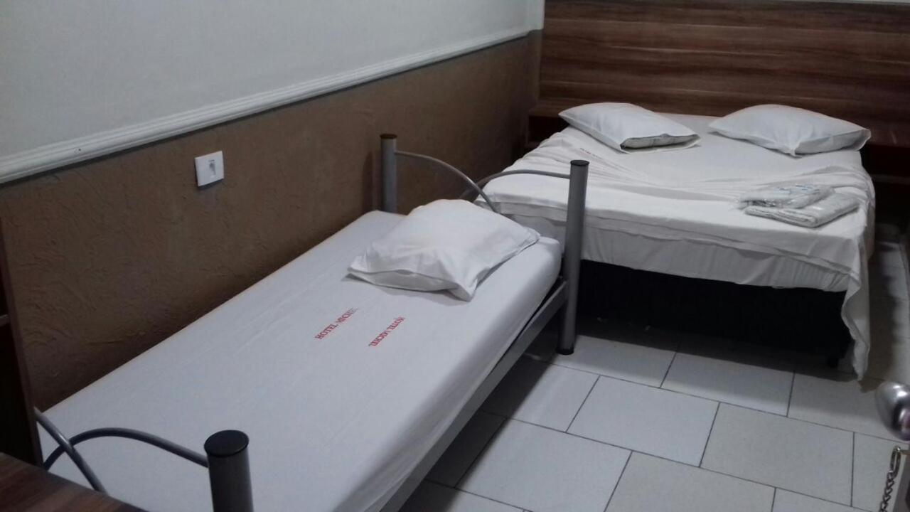 Budget Twin Room - Photo 1