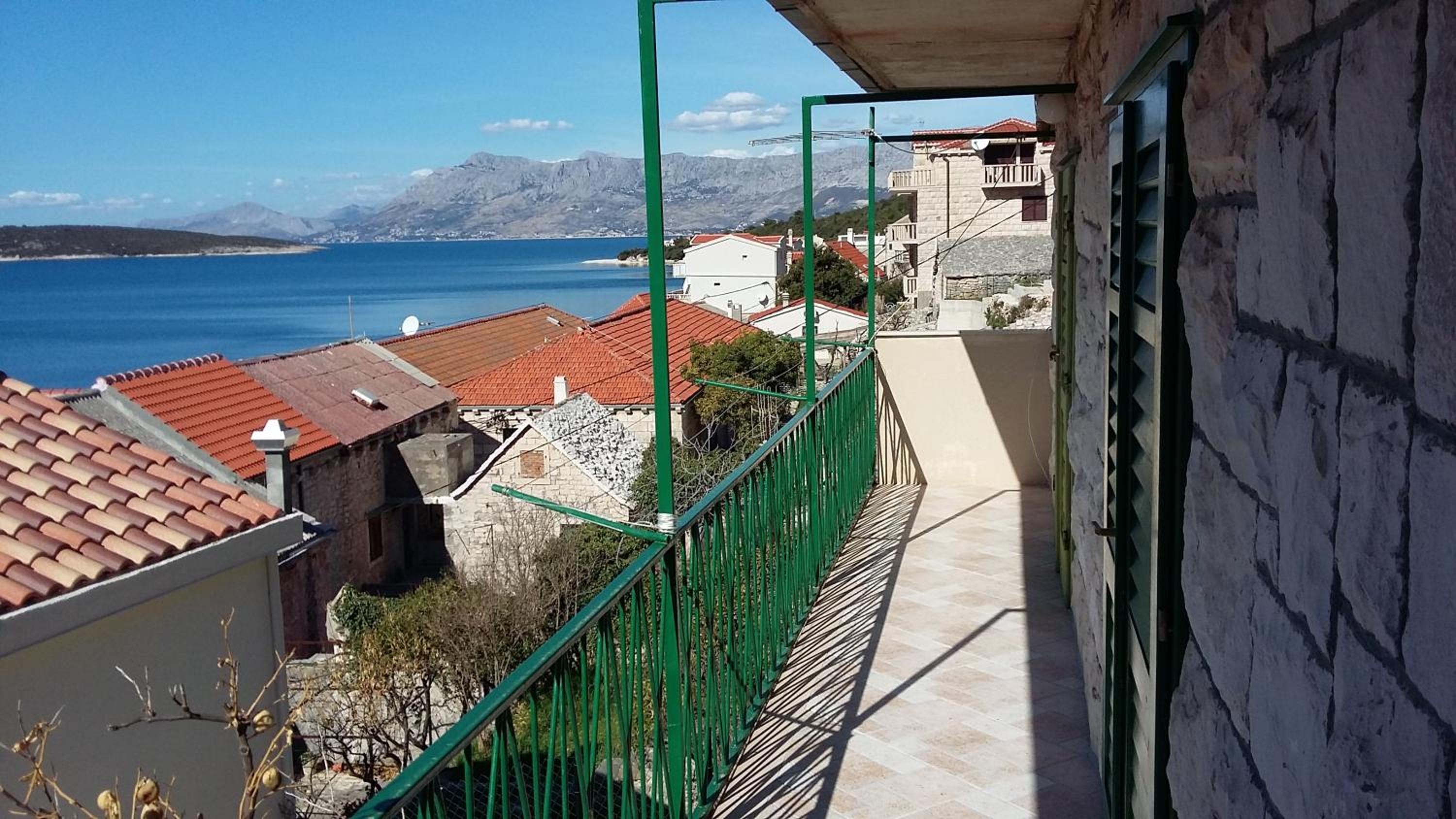 Apartment with Sea View photo 2