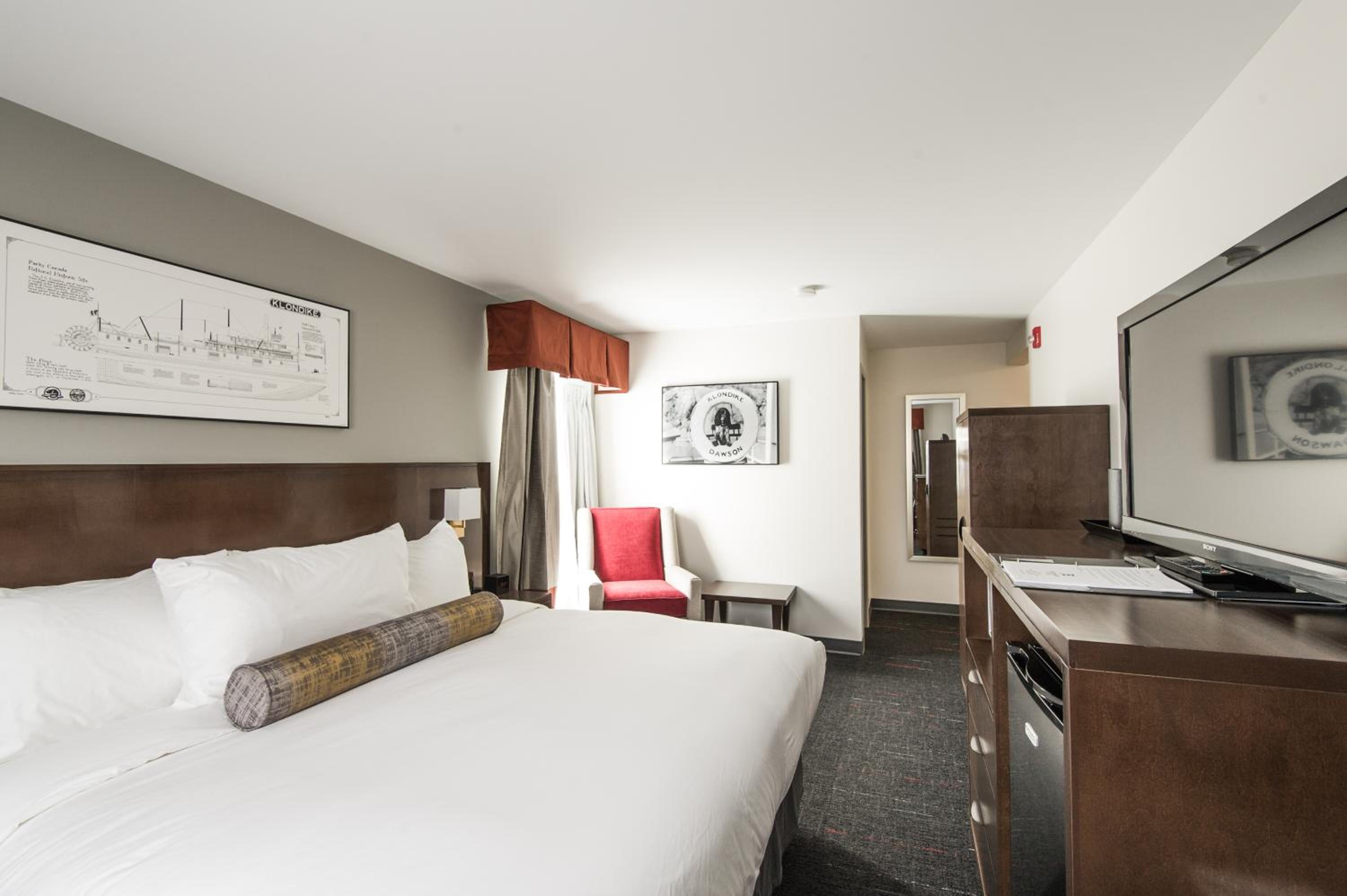 Deluxe King Room photo 3