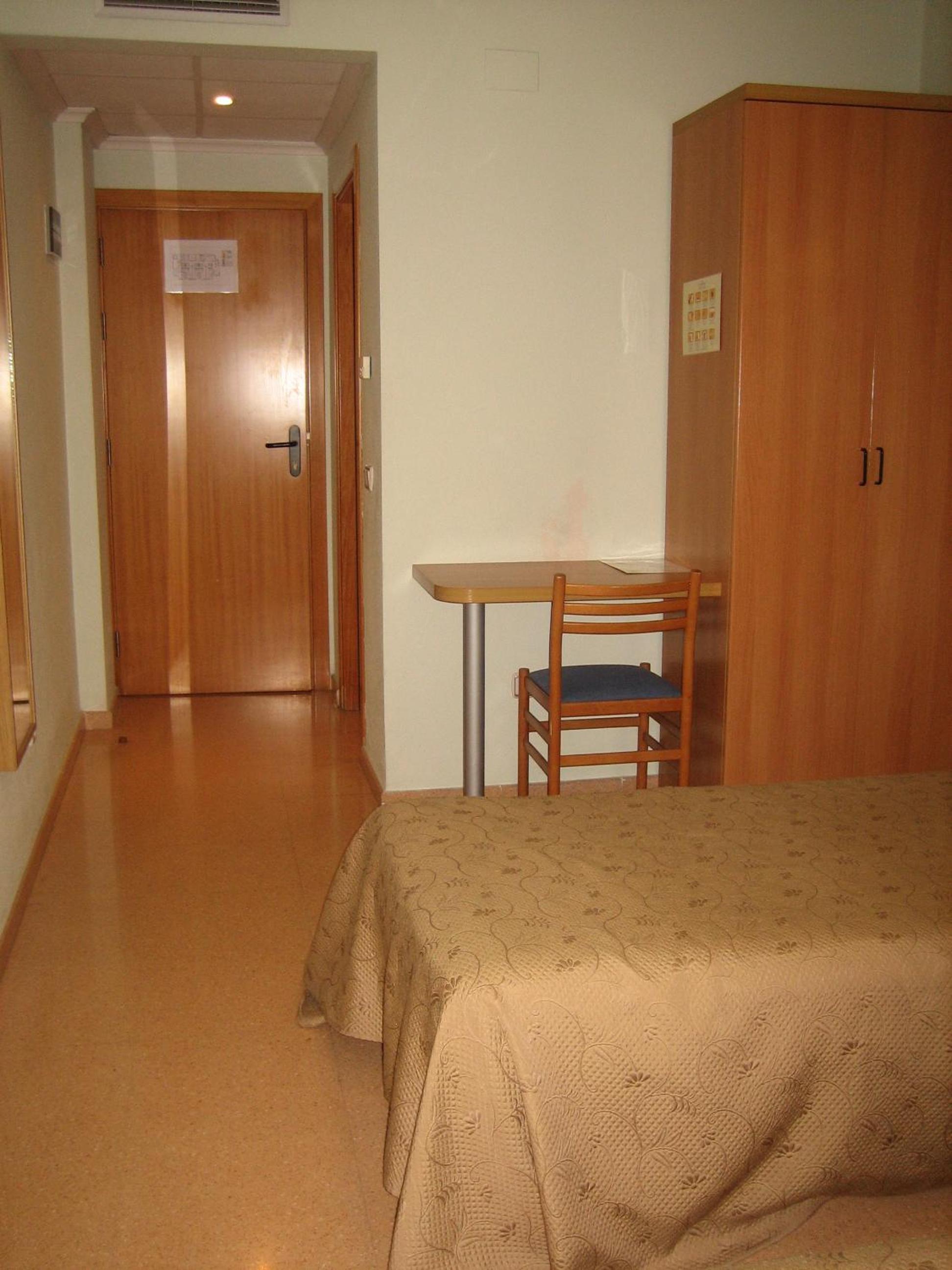 Double or Twin Room photo 2