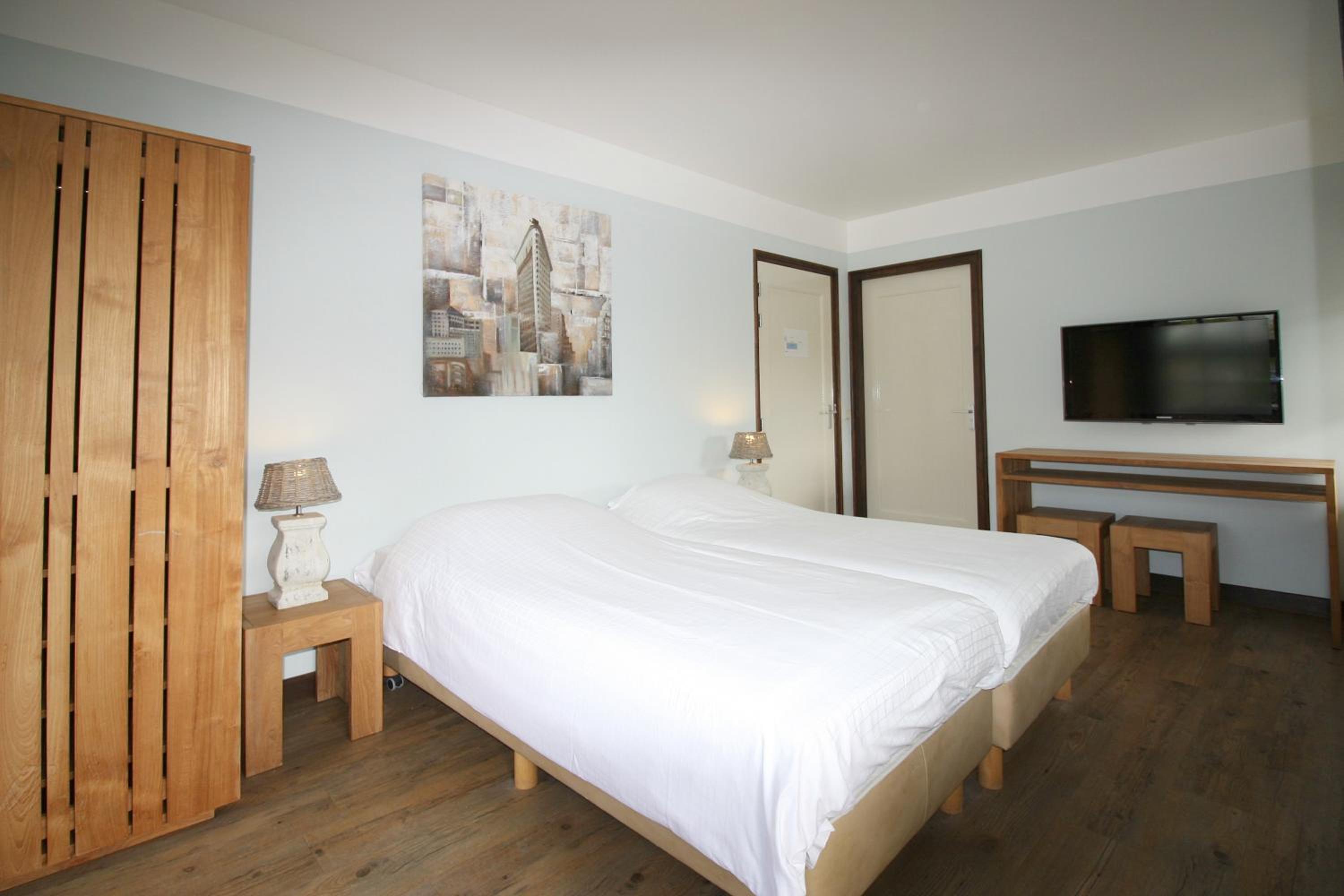 Comfort Twin Room - Photo 9