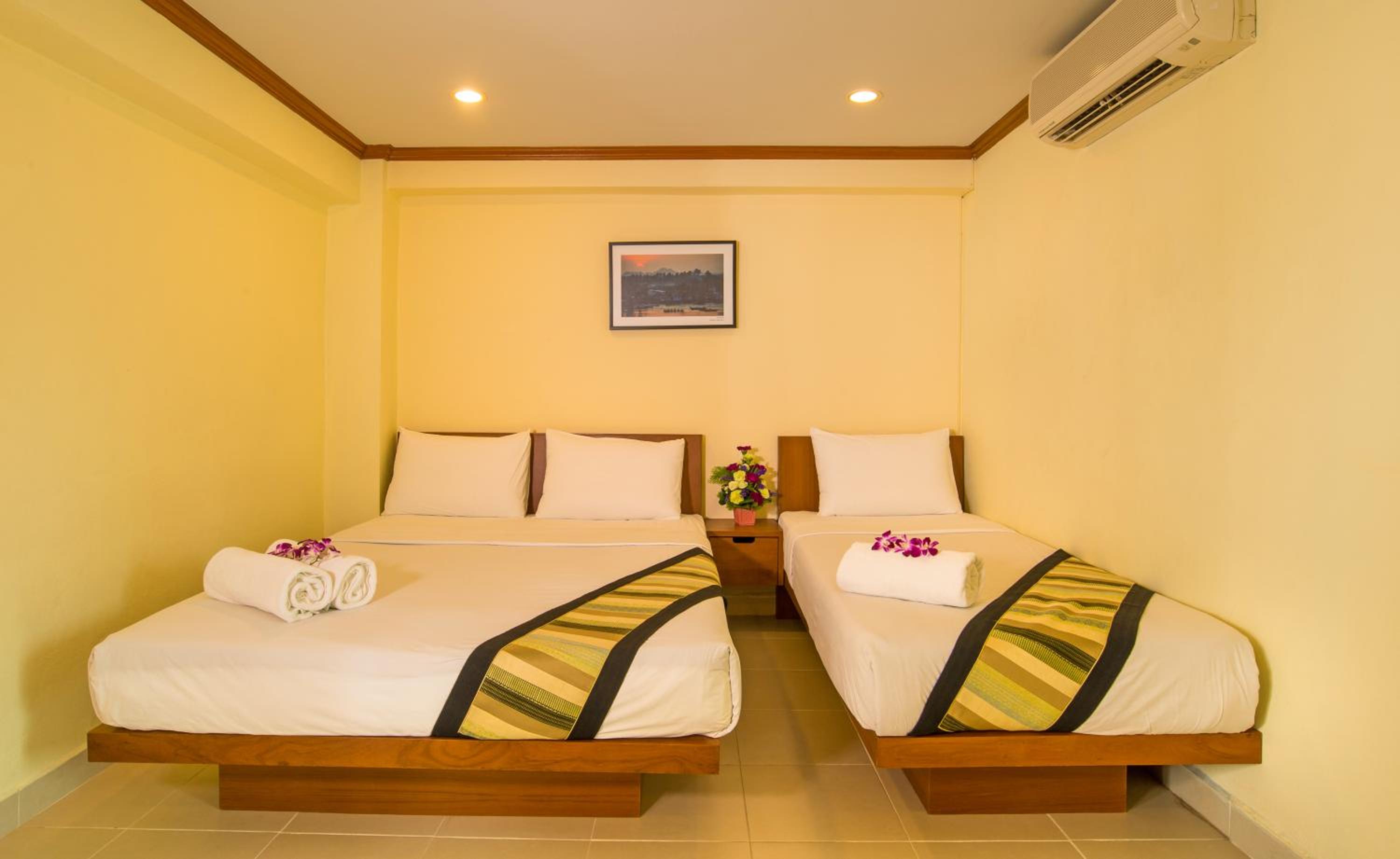 Triple Room photo 2