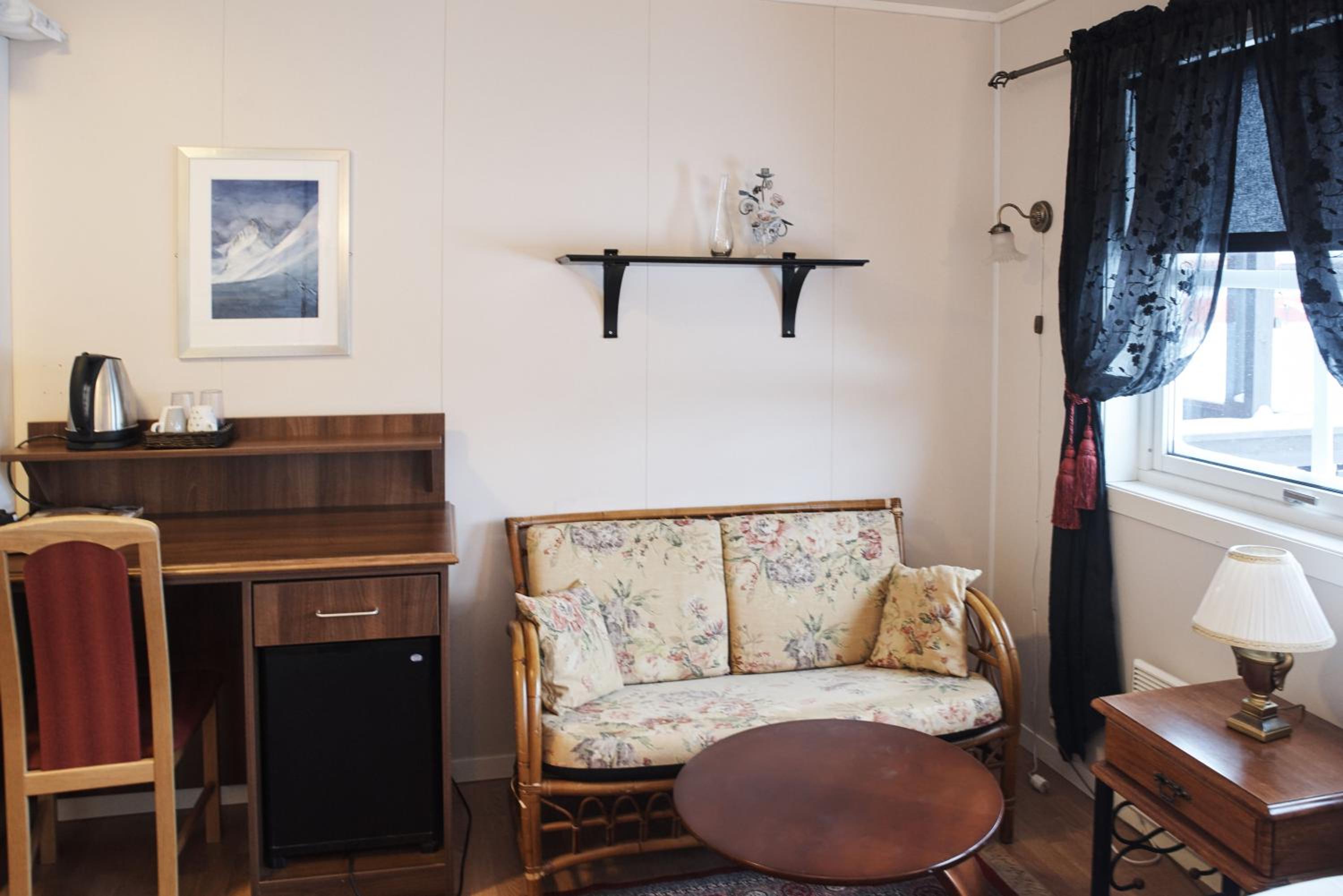 Double Room with Private Bathroom - Photo 1