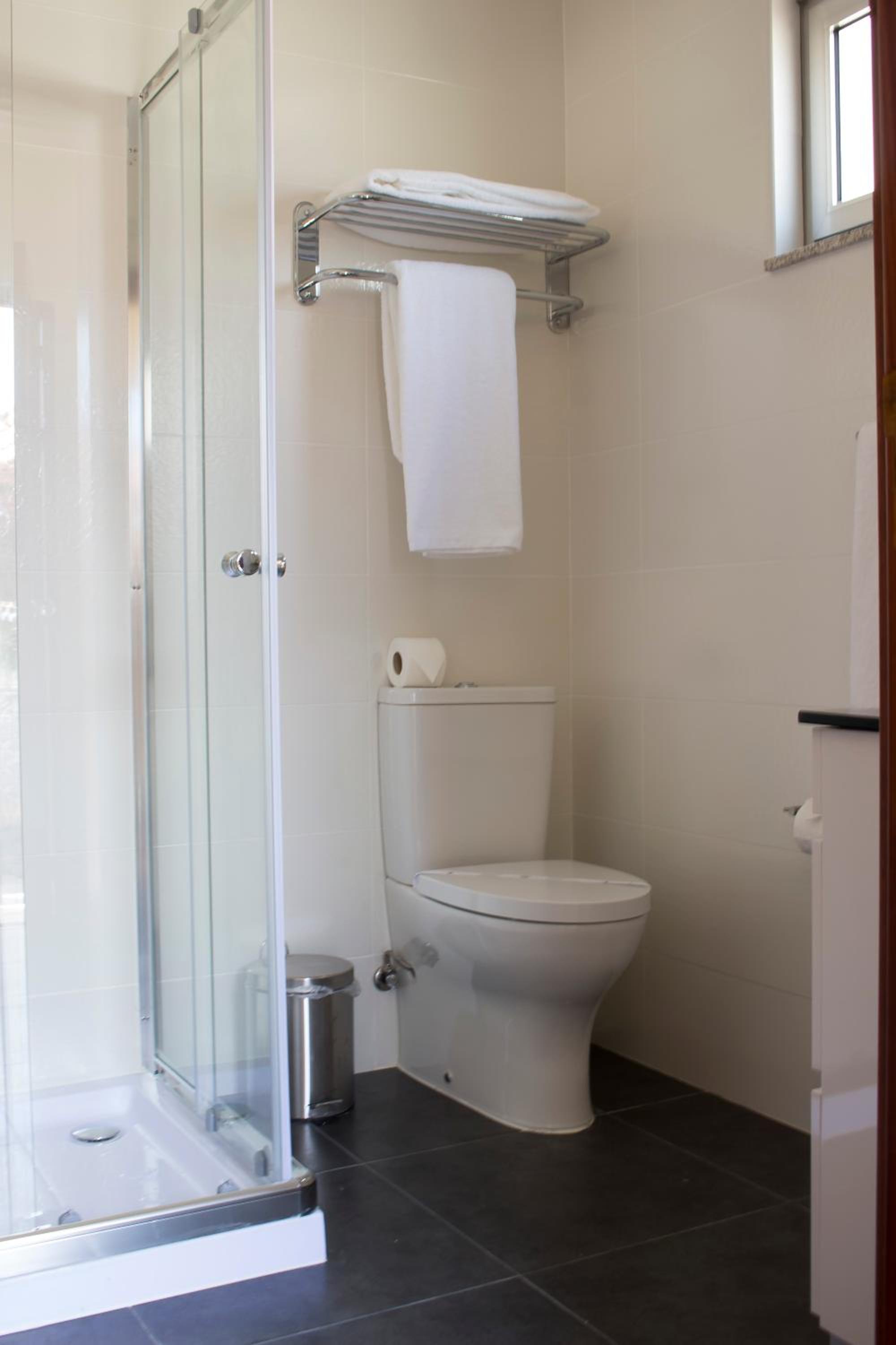 Double or Twin Room - Photo 2