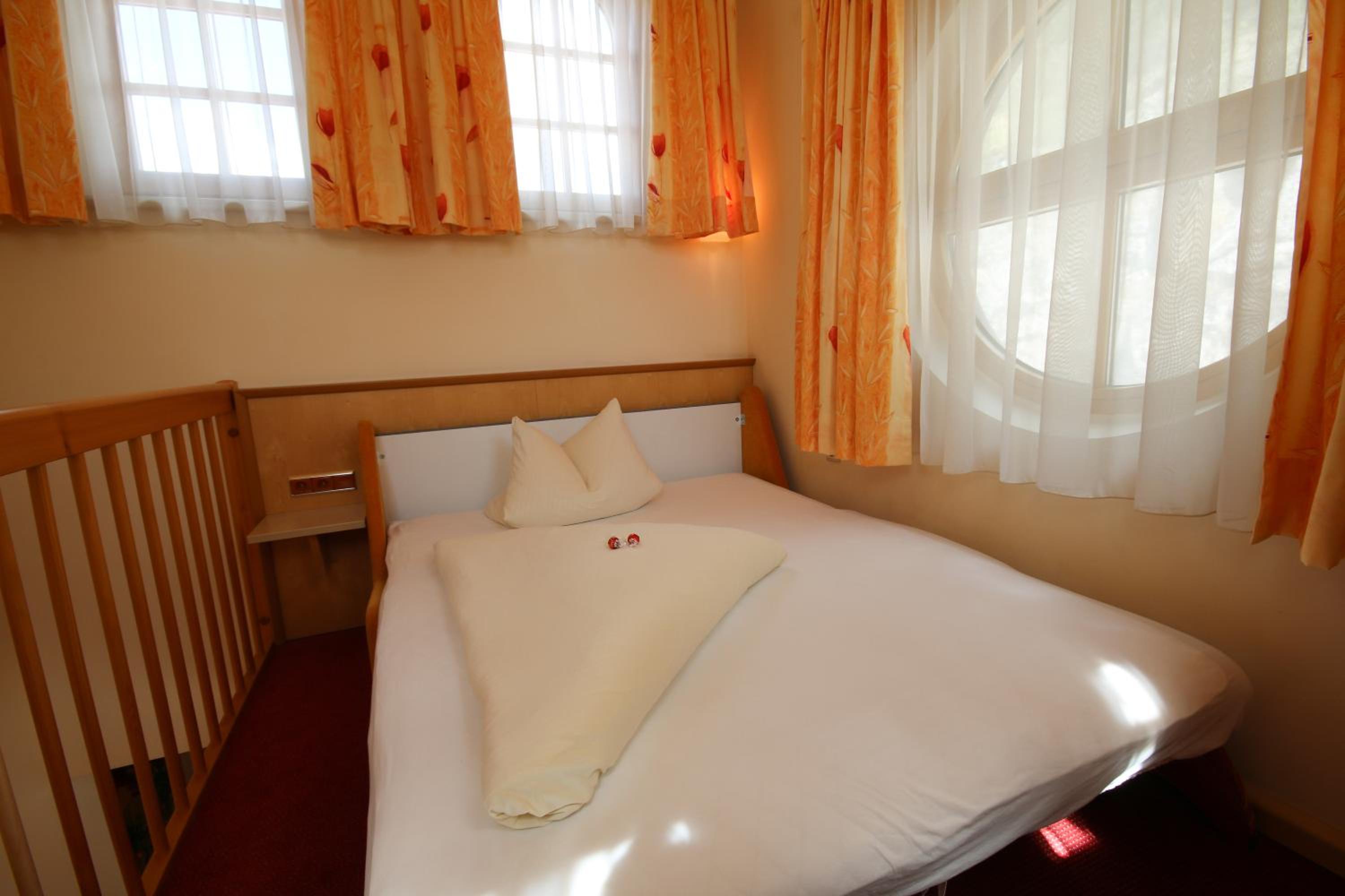 Quadruple Room - Photo 4