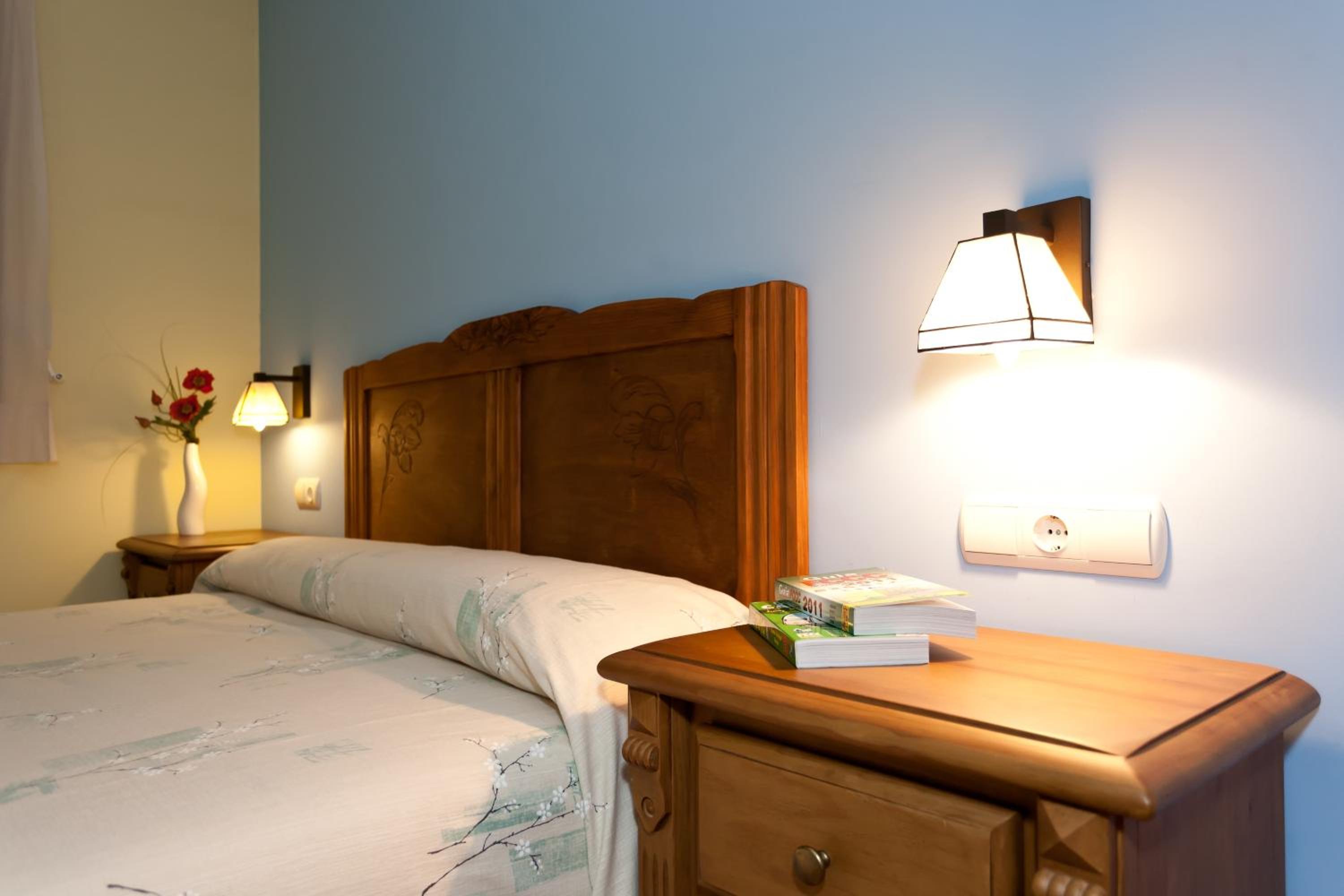 Double Room - Photo 7