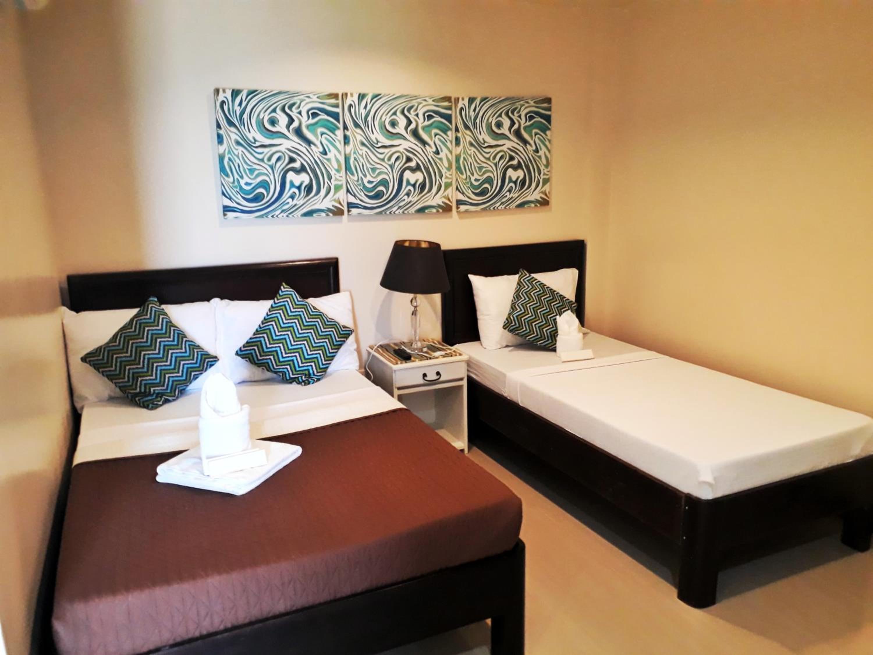 Superior Triple Room - Photo 8