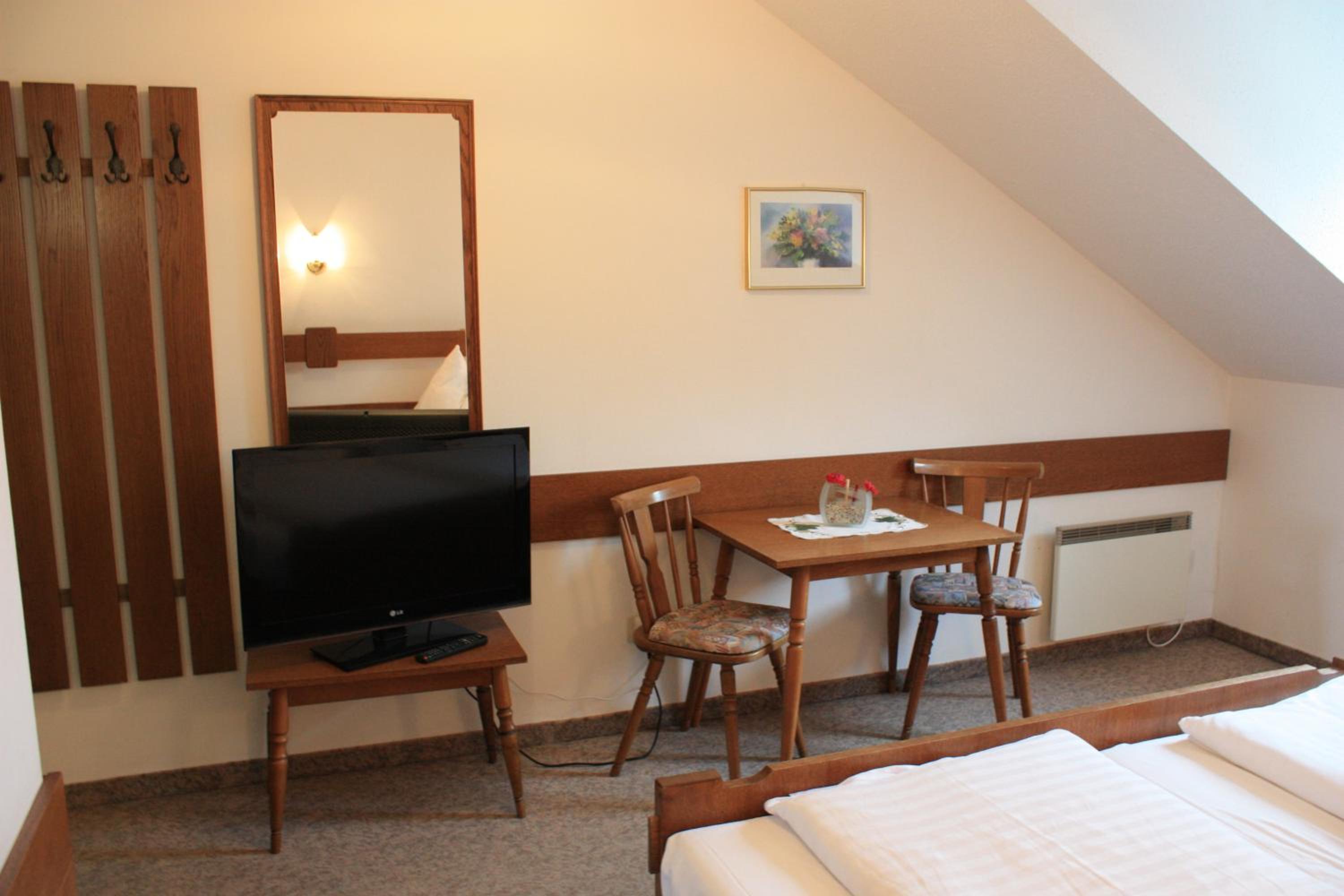 Standard Double Room Mansardé - Photo 1