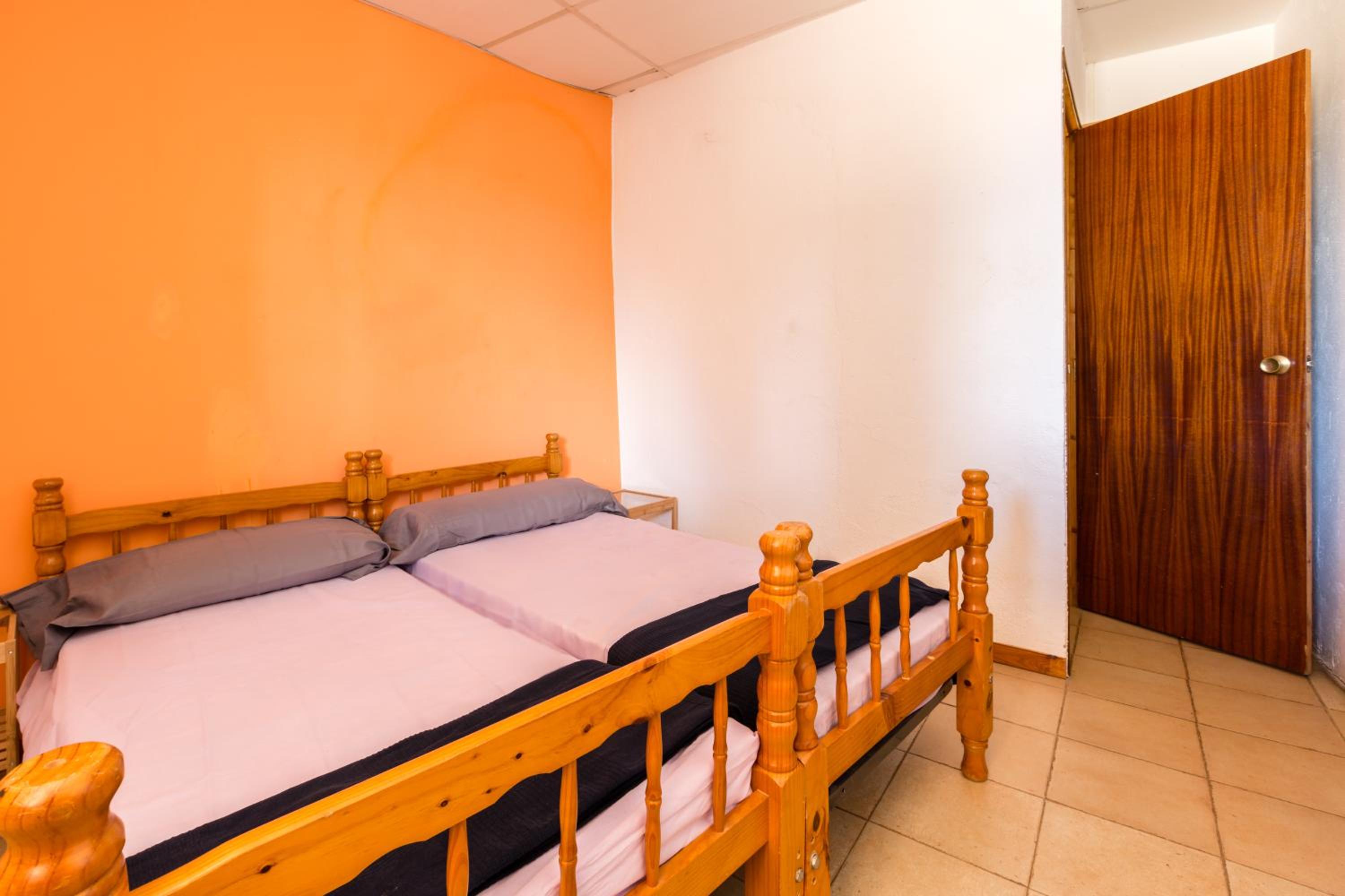 Habitación Estándar con Dos Camas Individuales