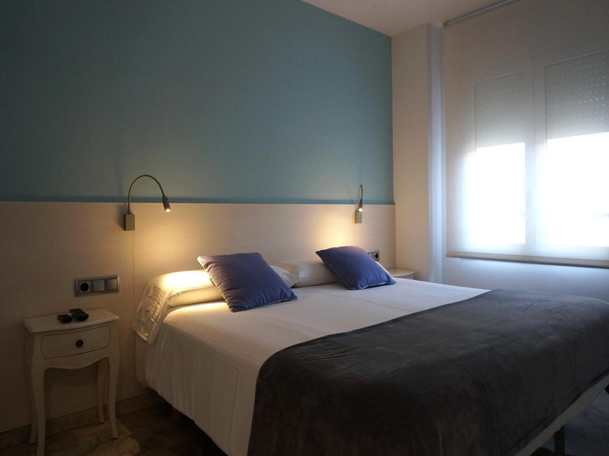 Two Bedroom Apartment with 2 Bathrooms photo 3