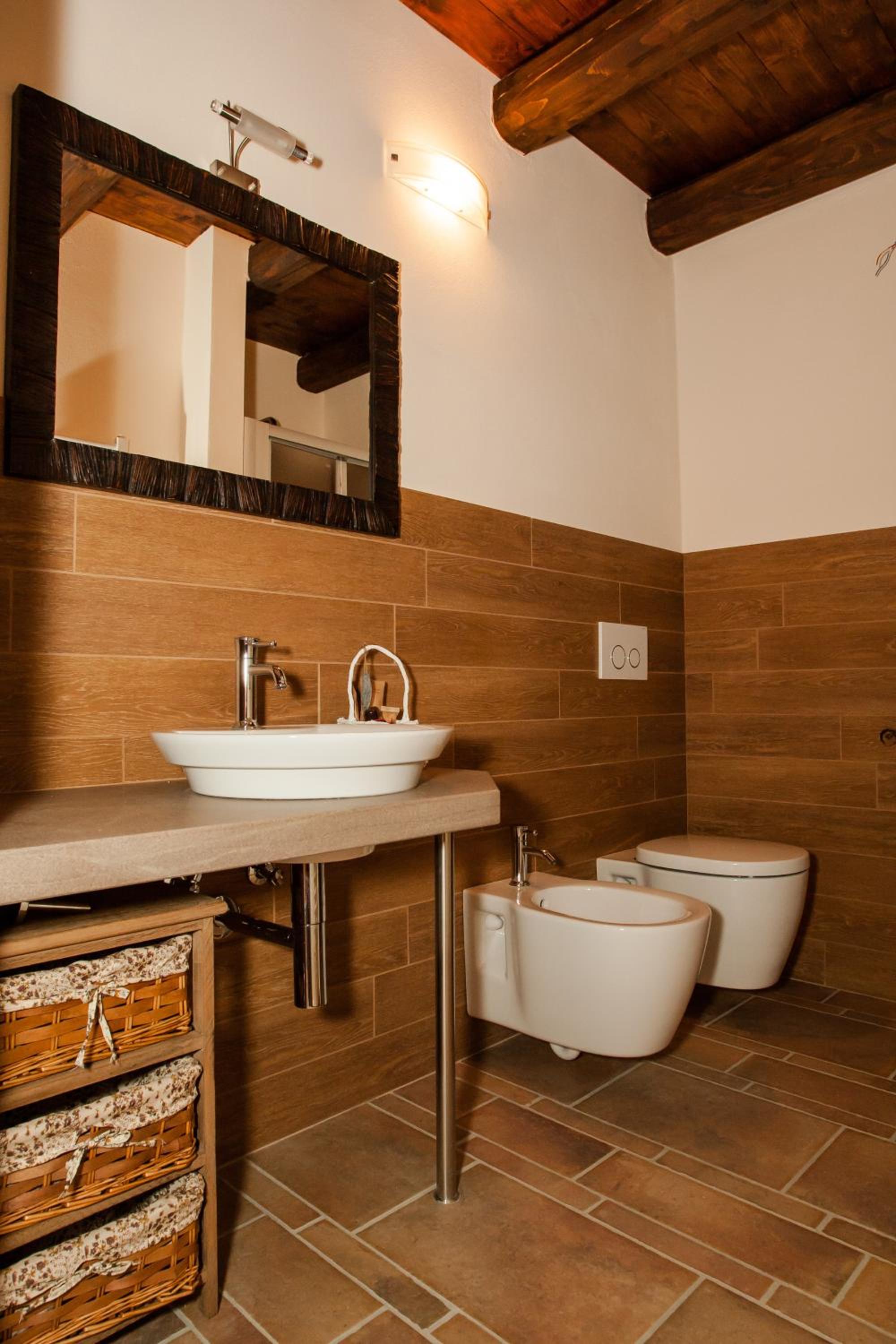 Triple Room - Photo 13