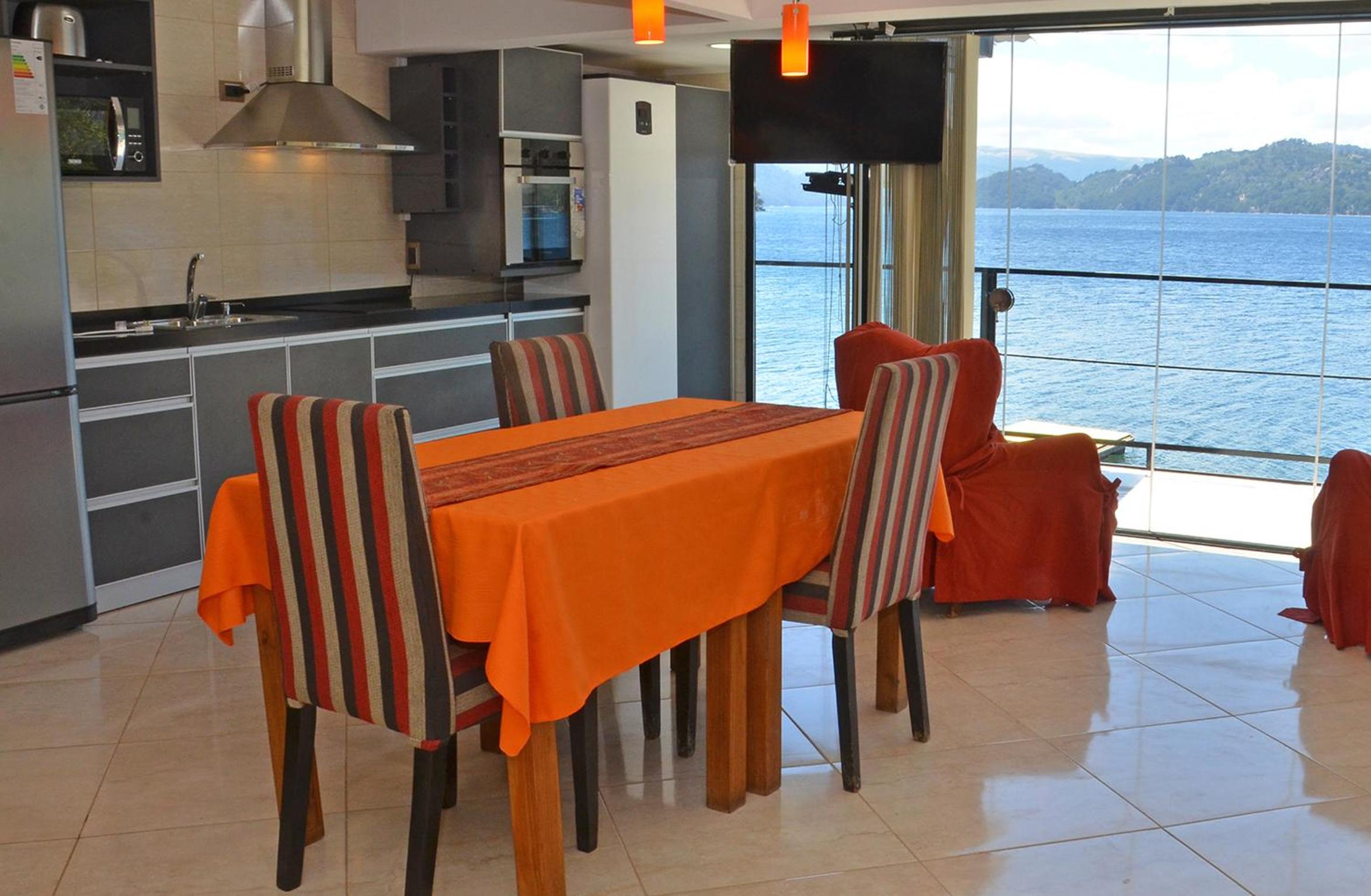 Deluxe Double or Twin Room with Balcony photo 3