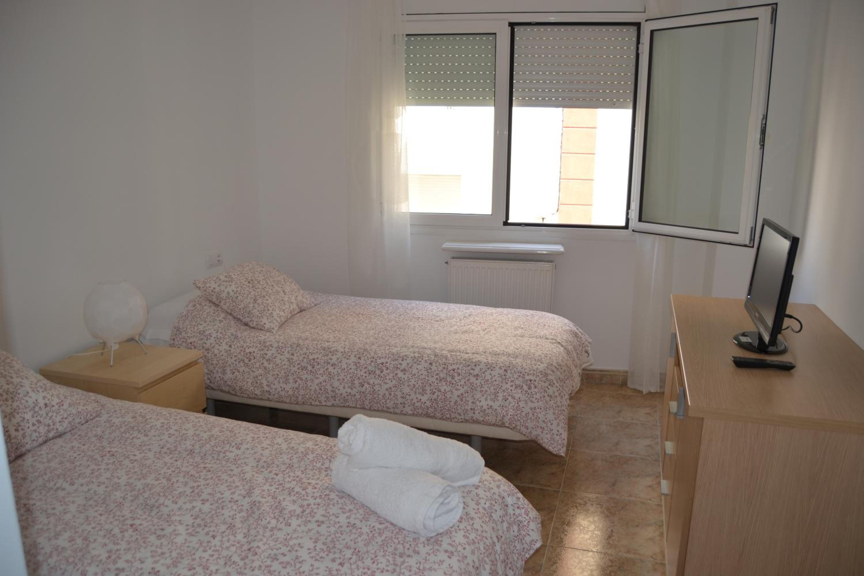 Studio (2 Adults) - Photo 4