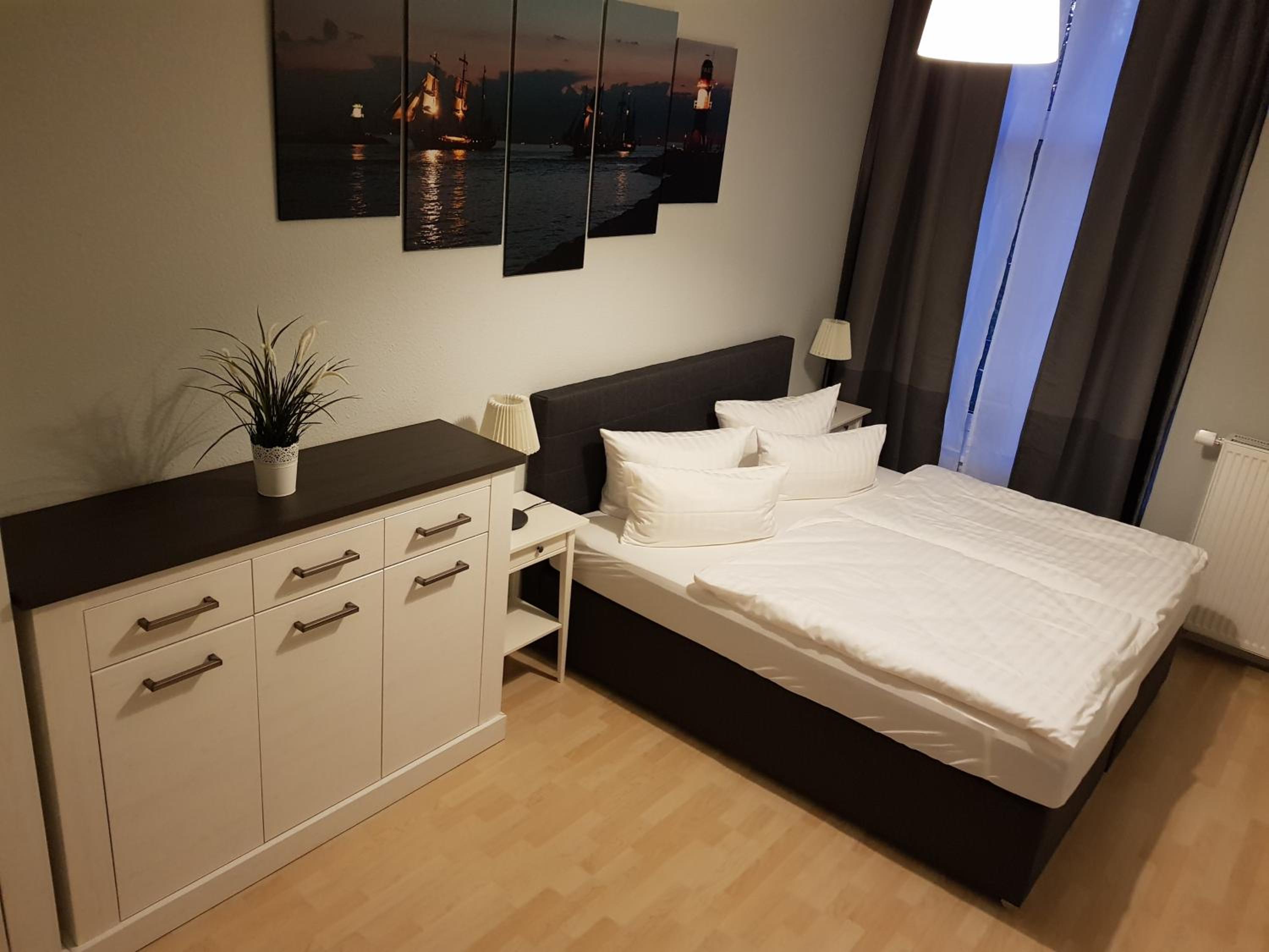 Family Room - 09