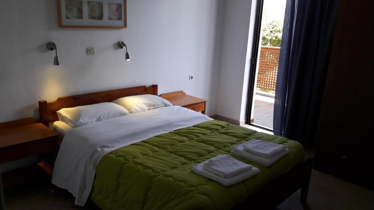 One-Bedroom Apartment (4 Adults) photo 2