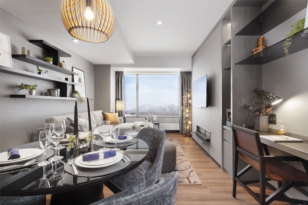 Suite, 1 Bedroom - Photo 5