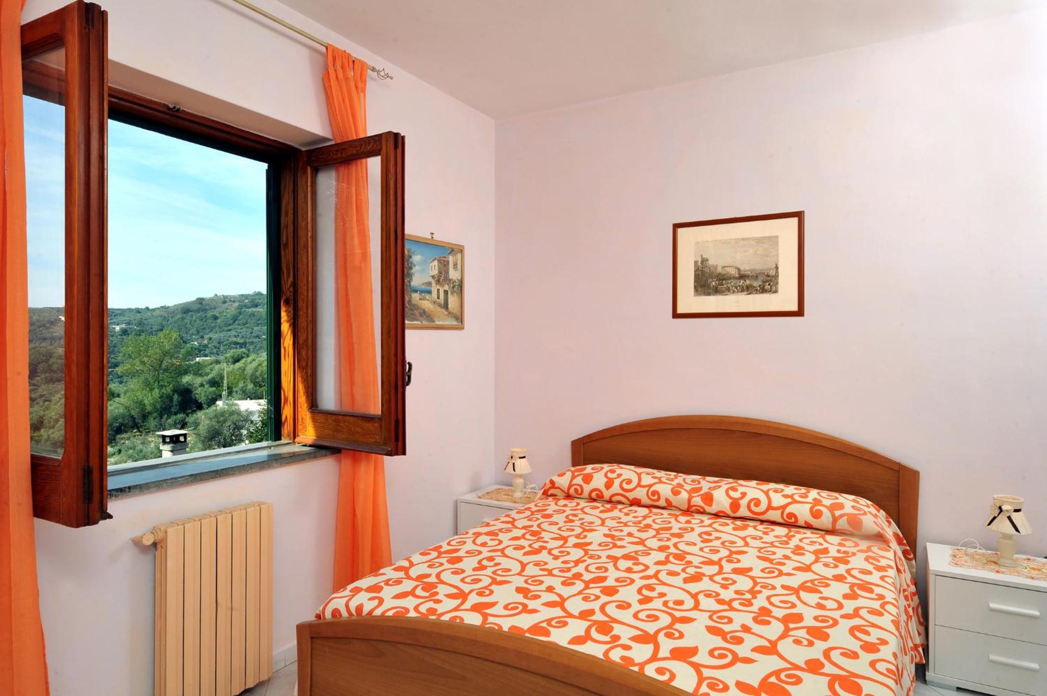 Two-Bedroom House photo 2