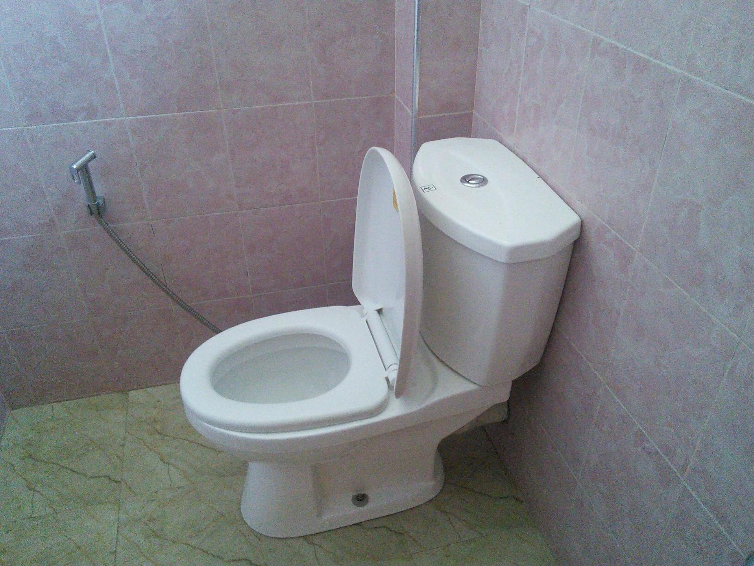 Budget Double Room - Photo 11