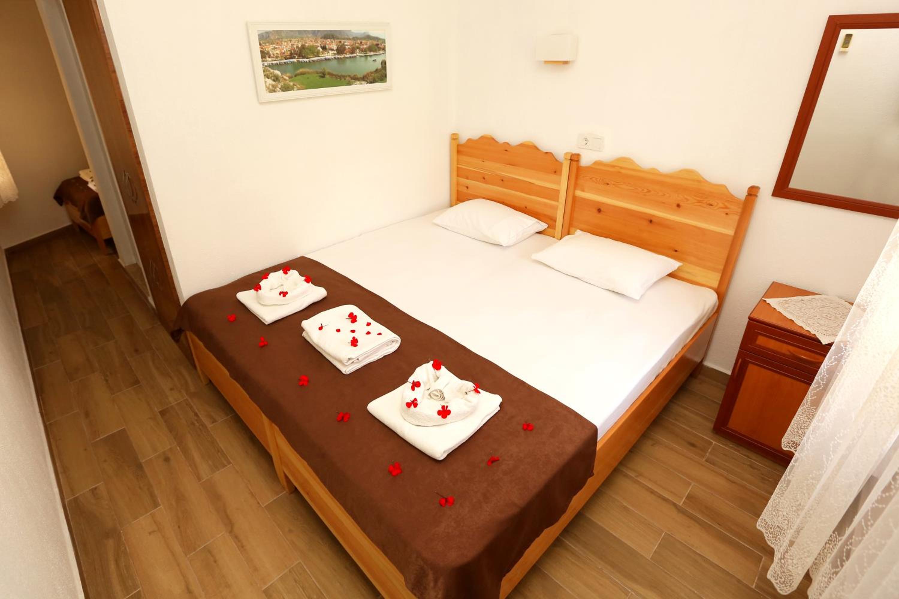Triple Room - Photo 5