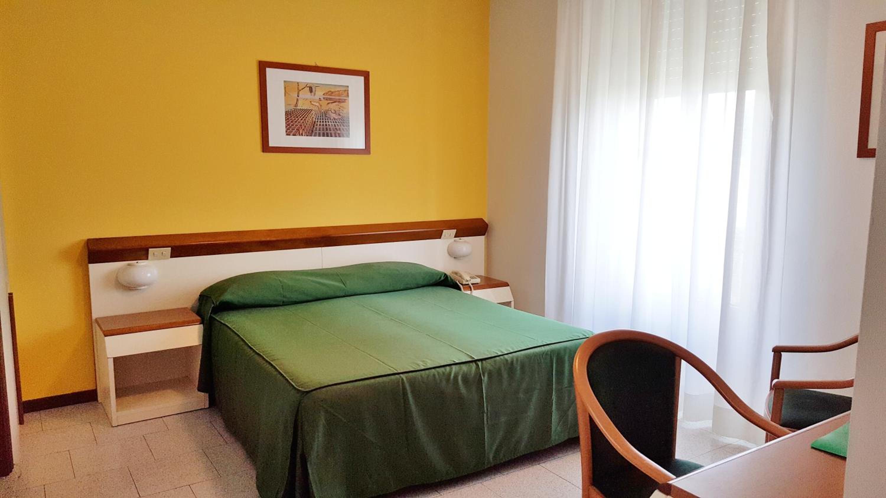 Double Room - Photo 1
