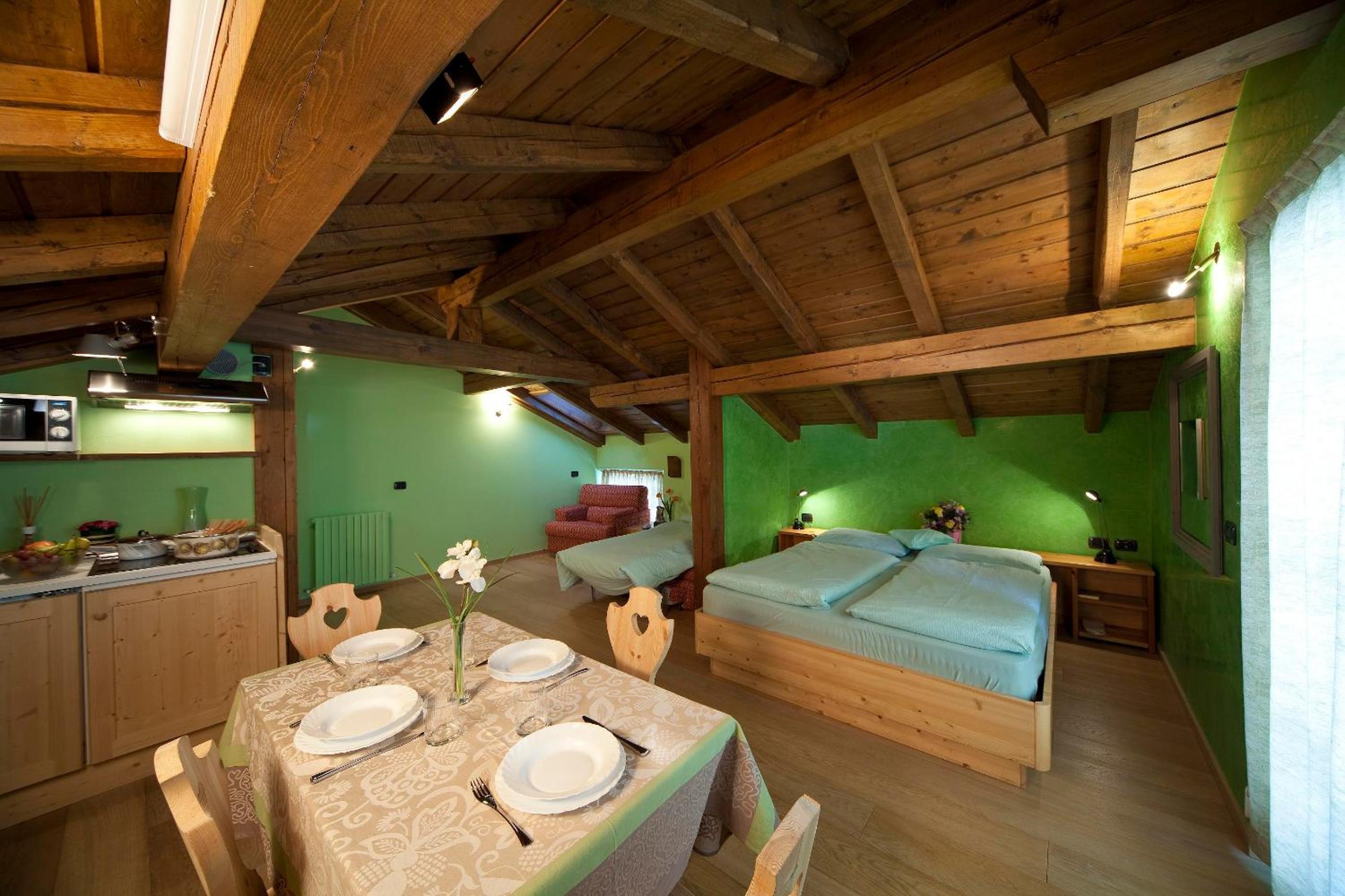 Suite - Attic photo 1