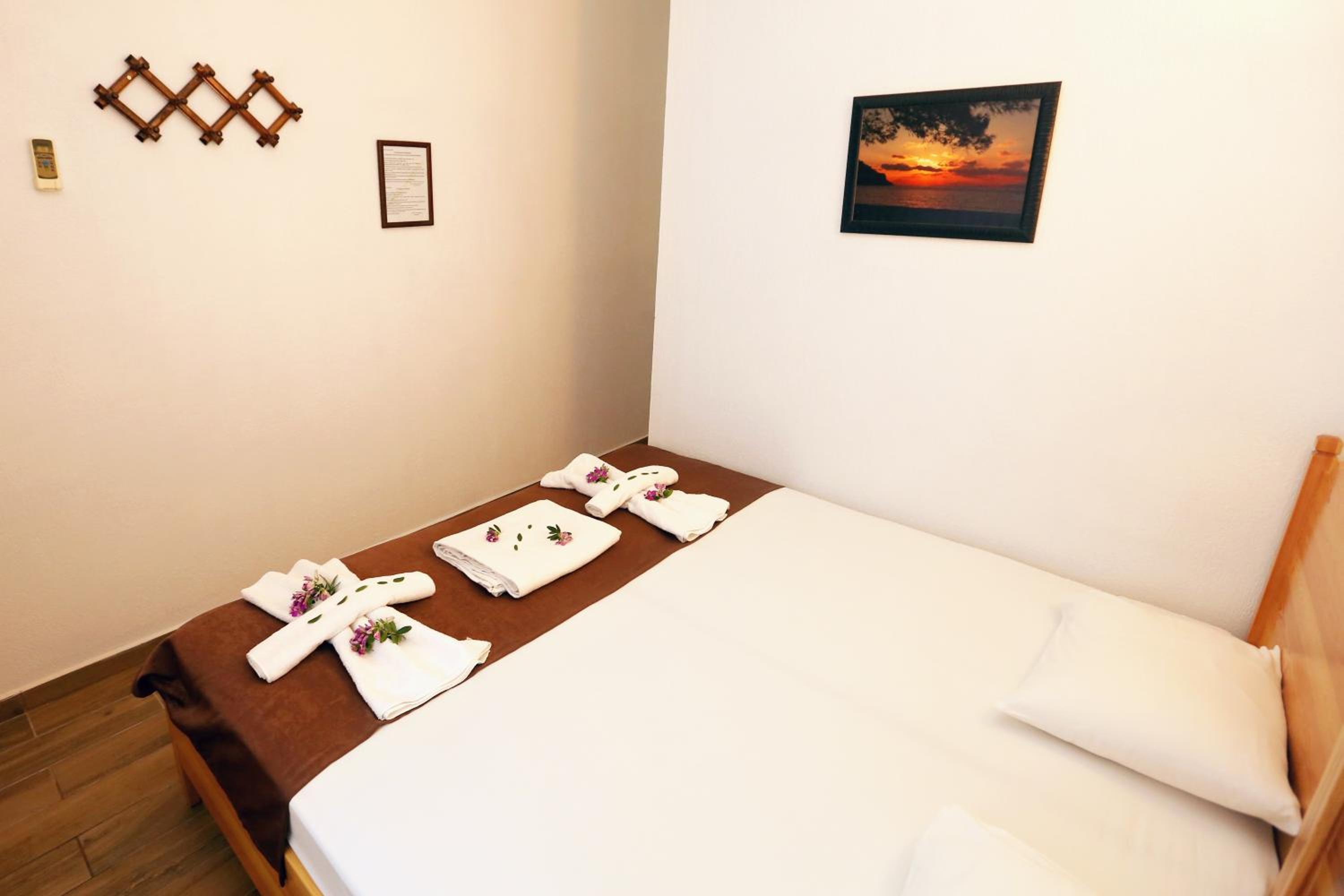 Triple Room - Photo 8