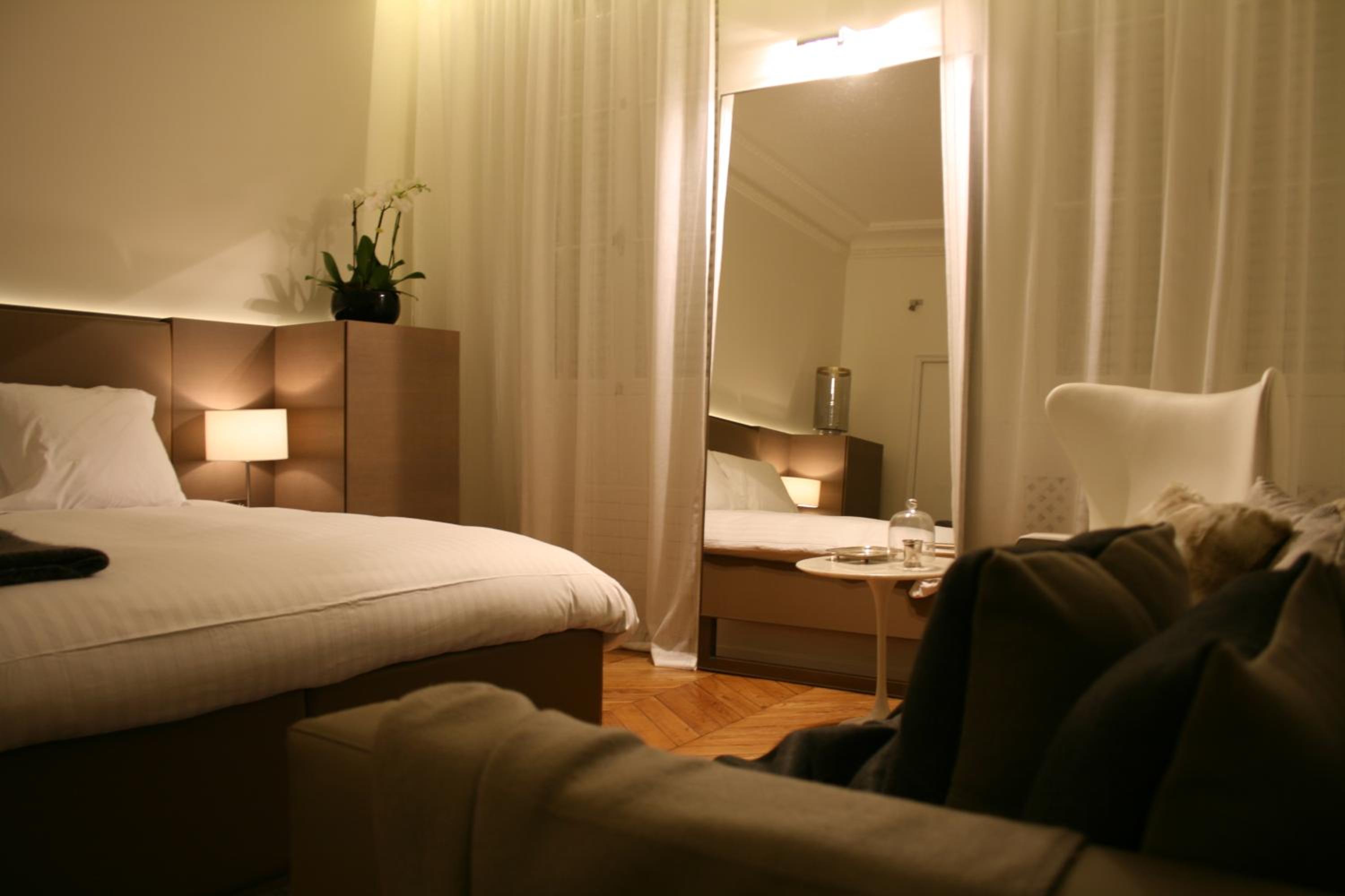 Studio Apartment photo 1