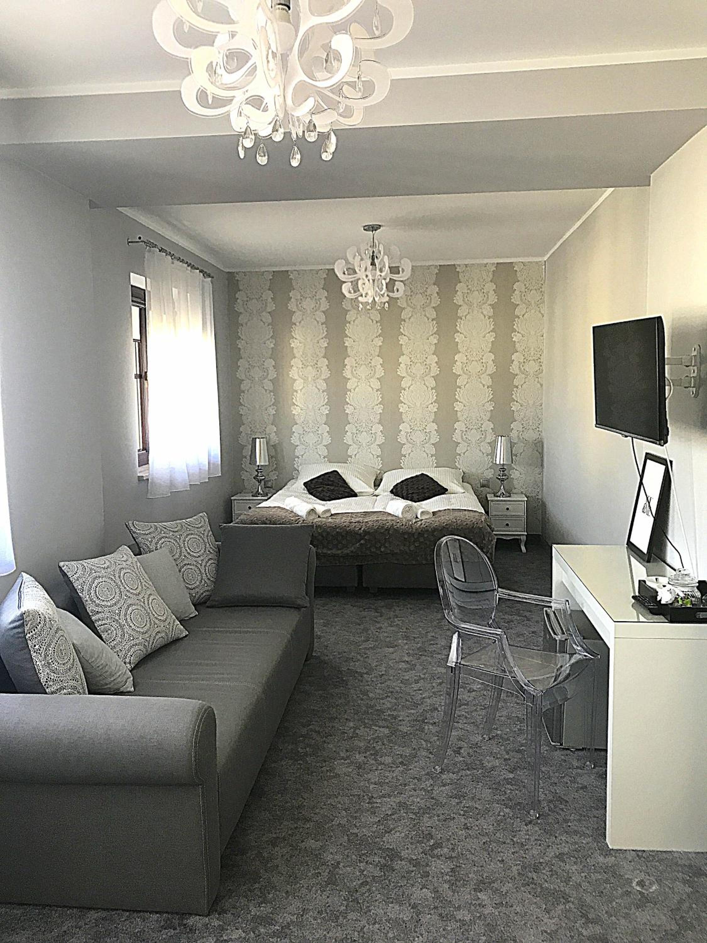 Standard Twin Room with Sofa photo 1