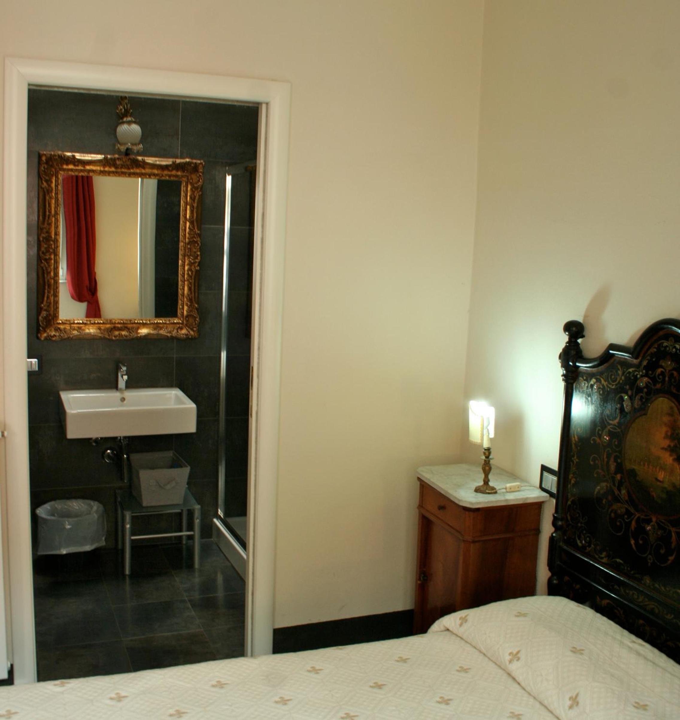 Premium Double Or Twin Room photo 3