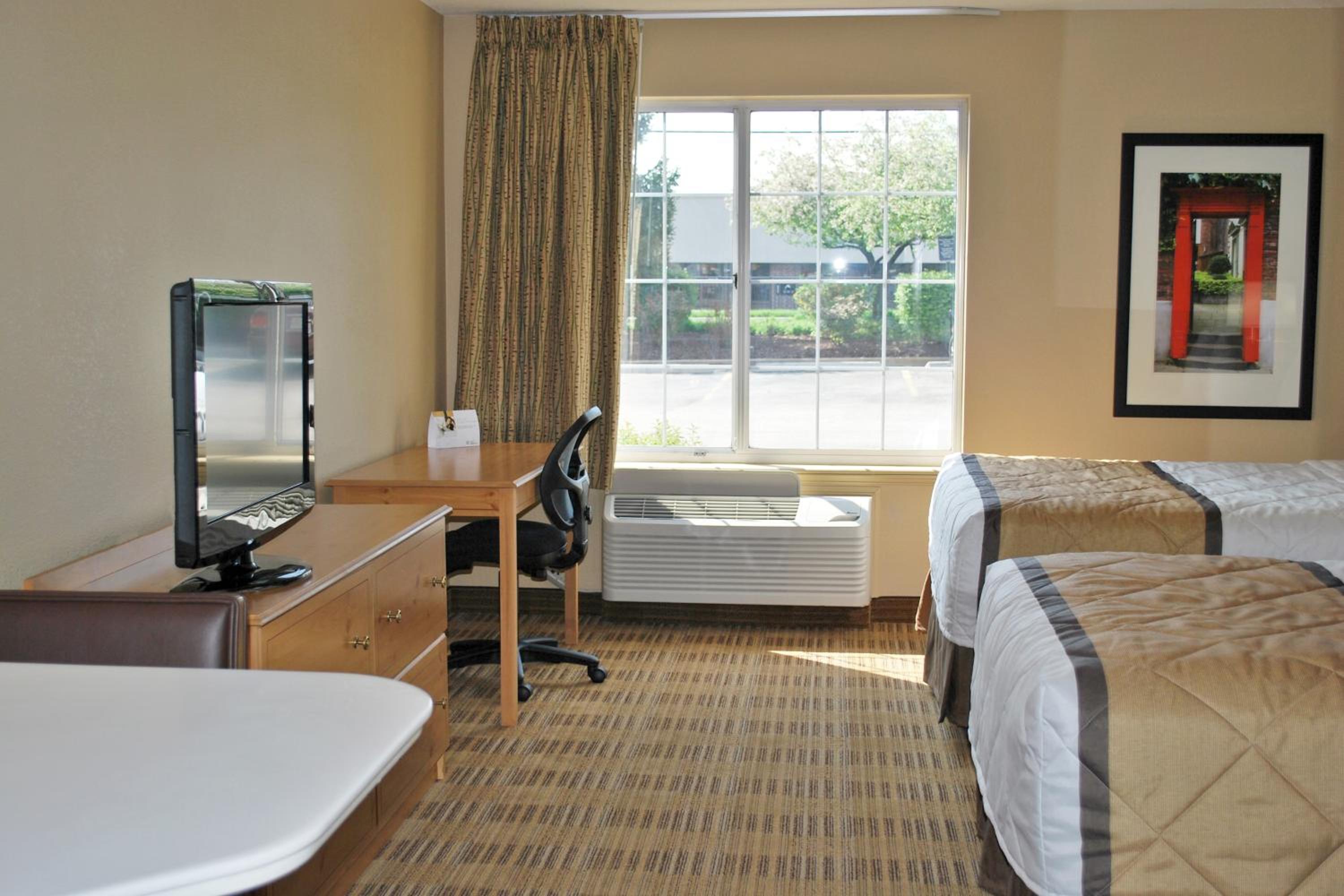 Studio with Two Double Beds - Non-Smoking - Photo 1