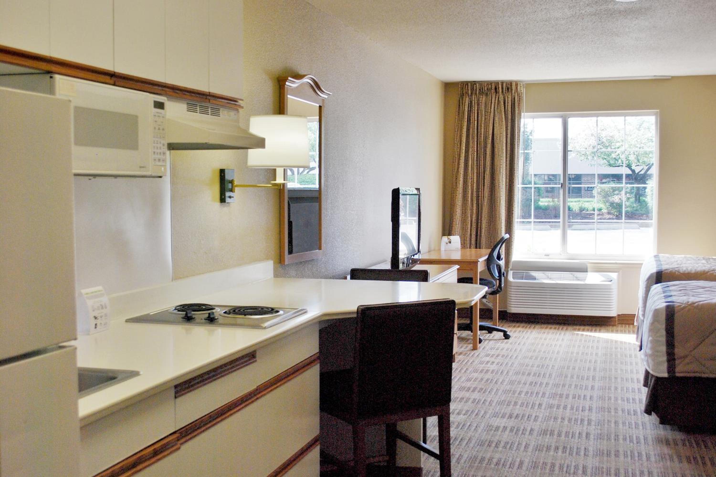 Studio with Two Double Beds - Non-Smoking - Photo 5